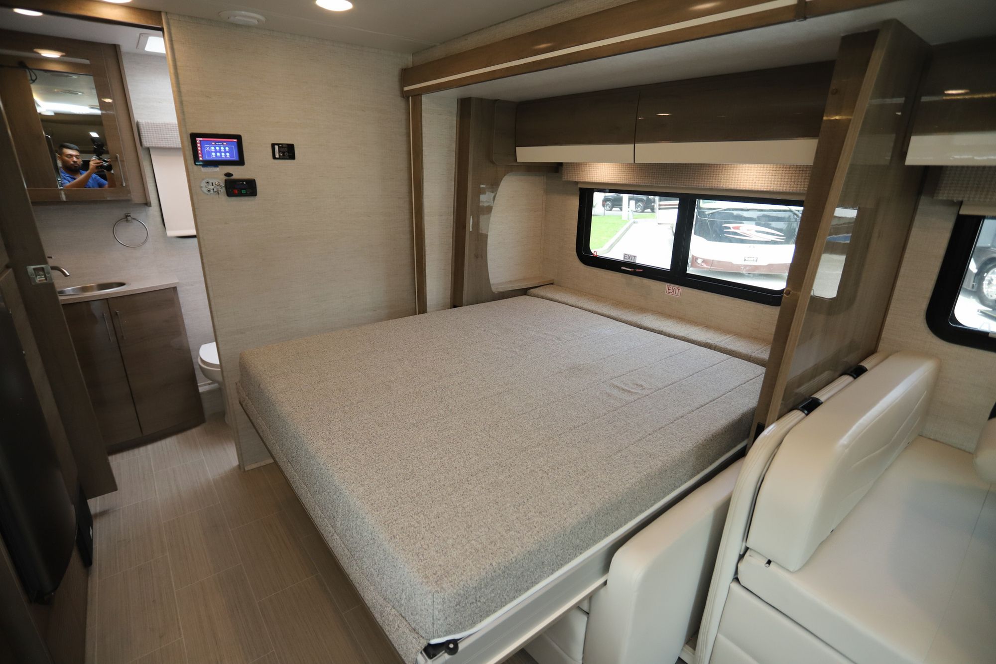 New 2022 Jayco Melbourne Prestige 24RP Class C  For Sale