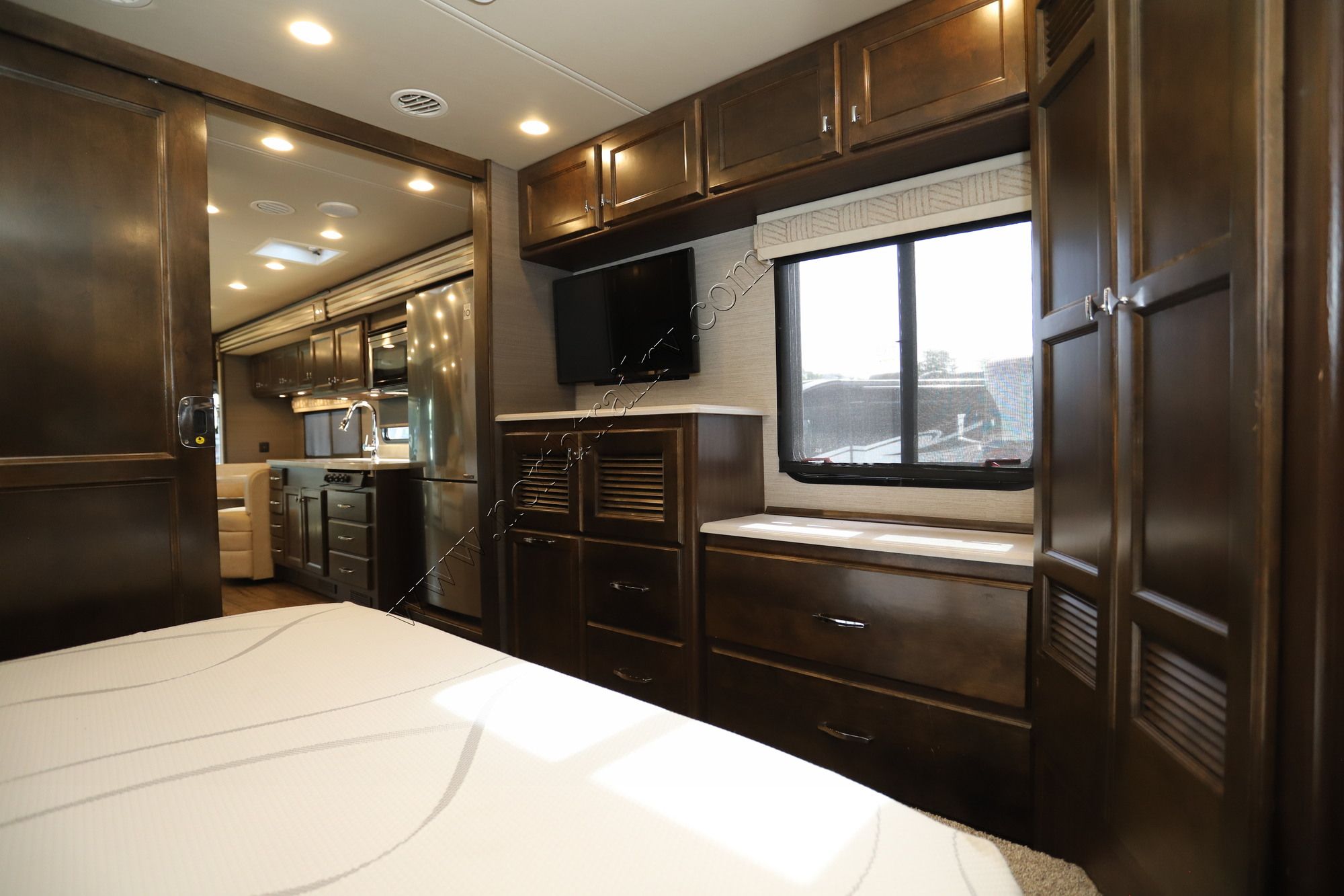 Used 2020 Tiffin Motor Homes Allegro Red 33AL Class A  For Sale