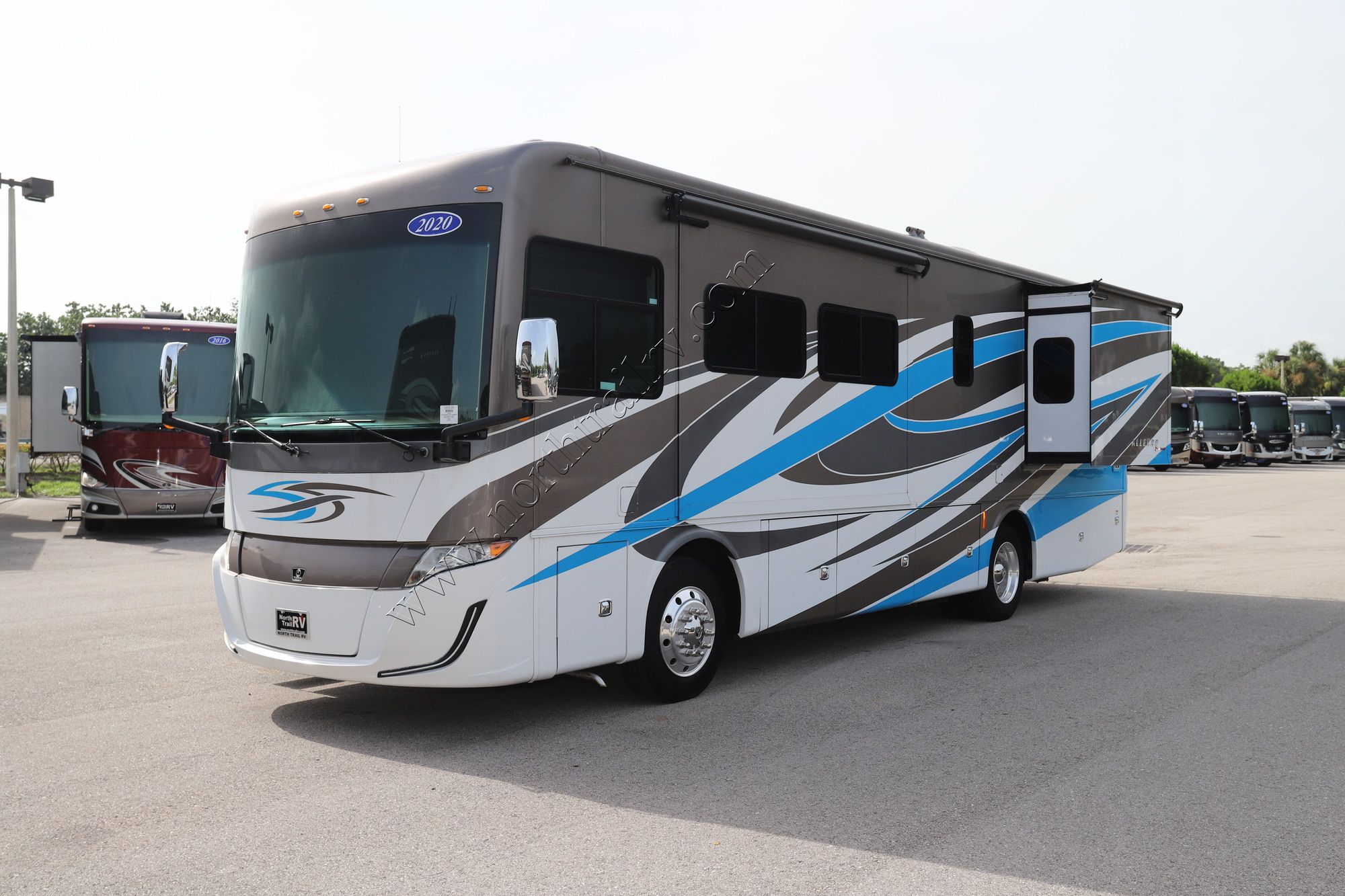 Used 2020 Tiffin Motor Homes Allegro Red 33AL Class A  For Sale