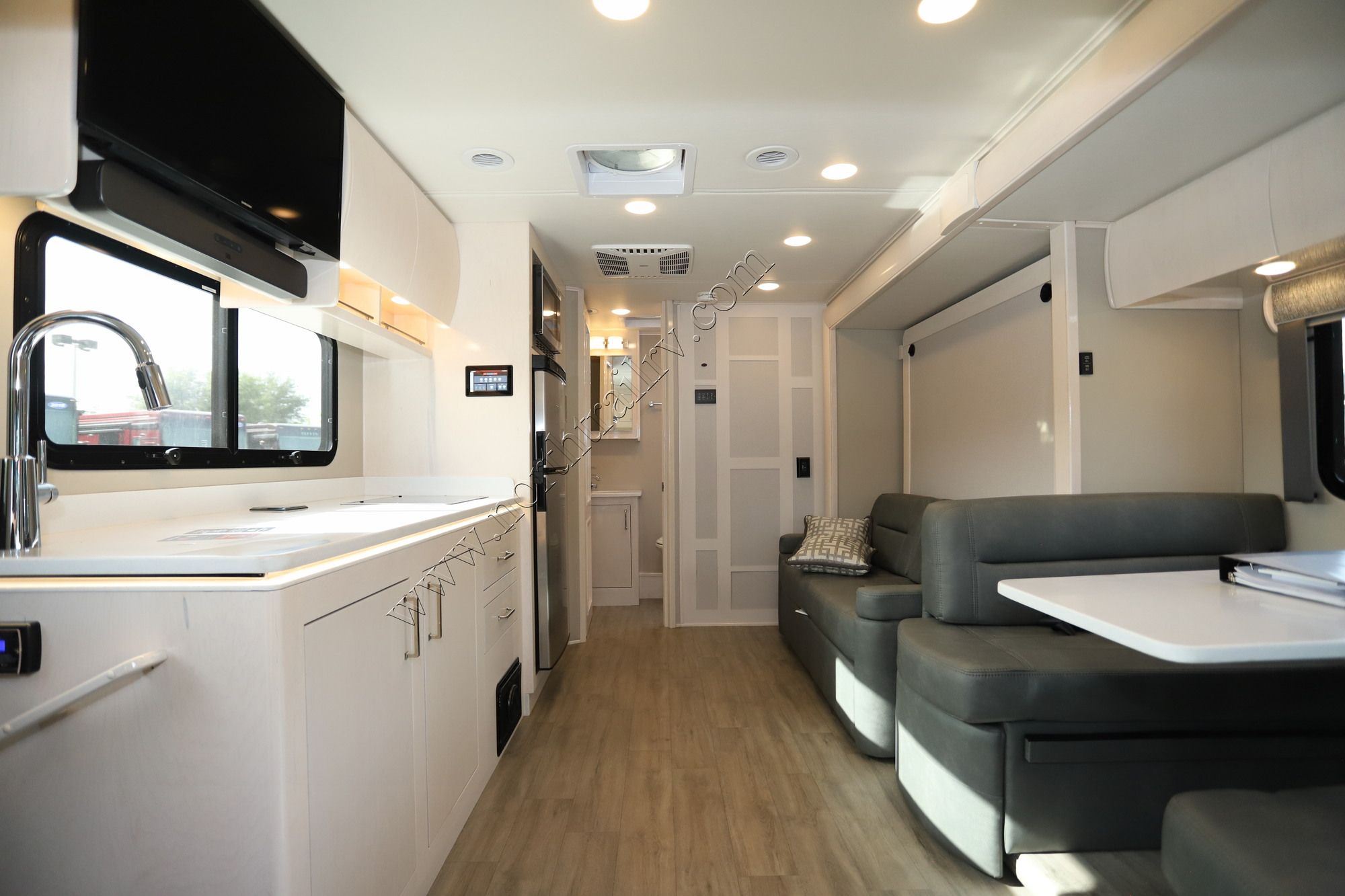 New 2023 Renegade Rv Vienna 25VRML Class C  For Sale