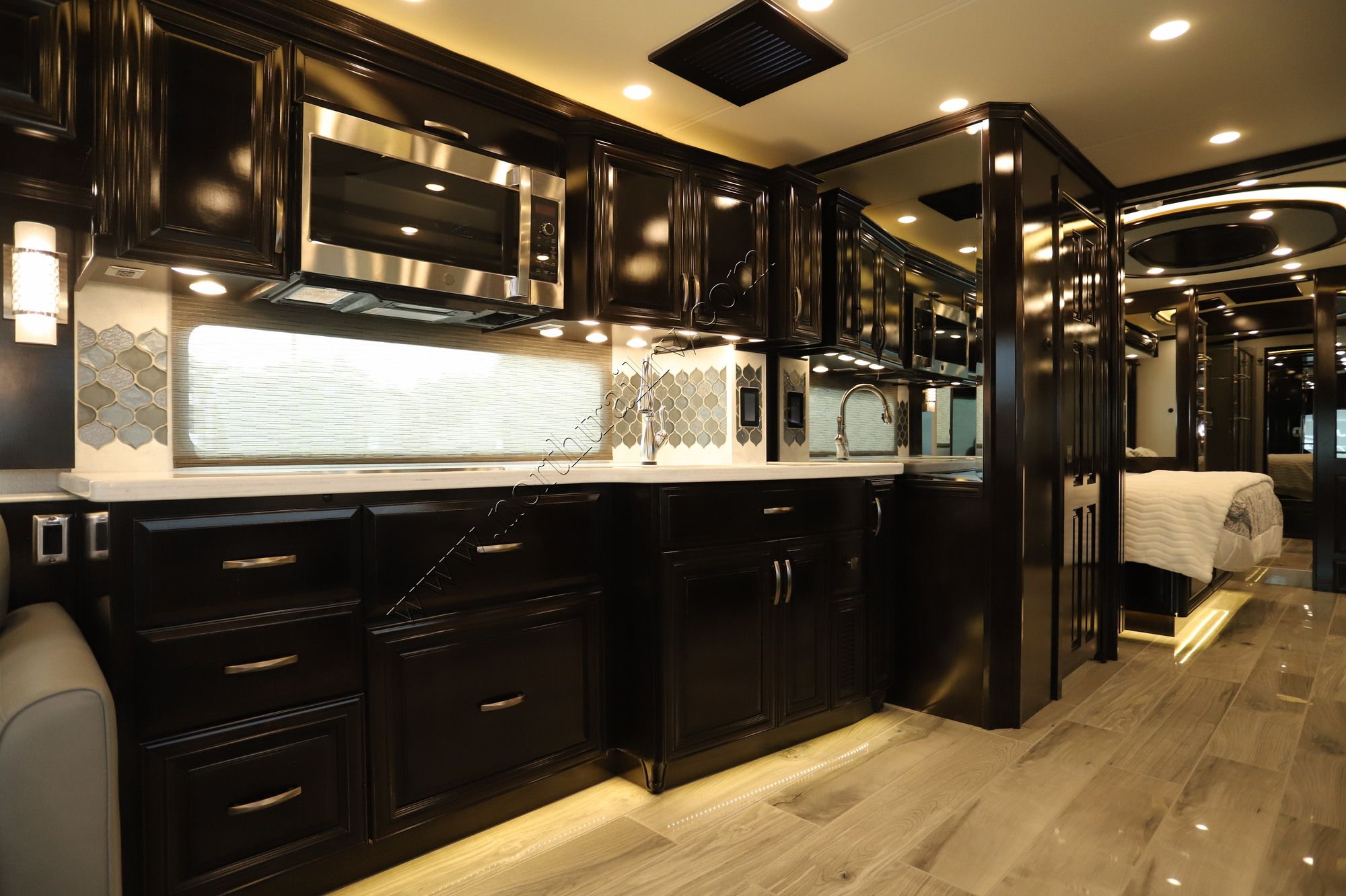 New 2022 Newmar Essex 4551 Class A  For Sale