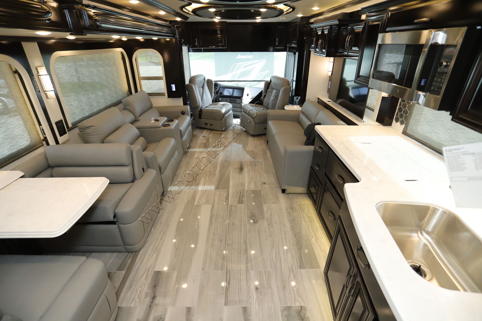 New 2022 Newmar Essex 4551 Class A  For Sale