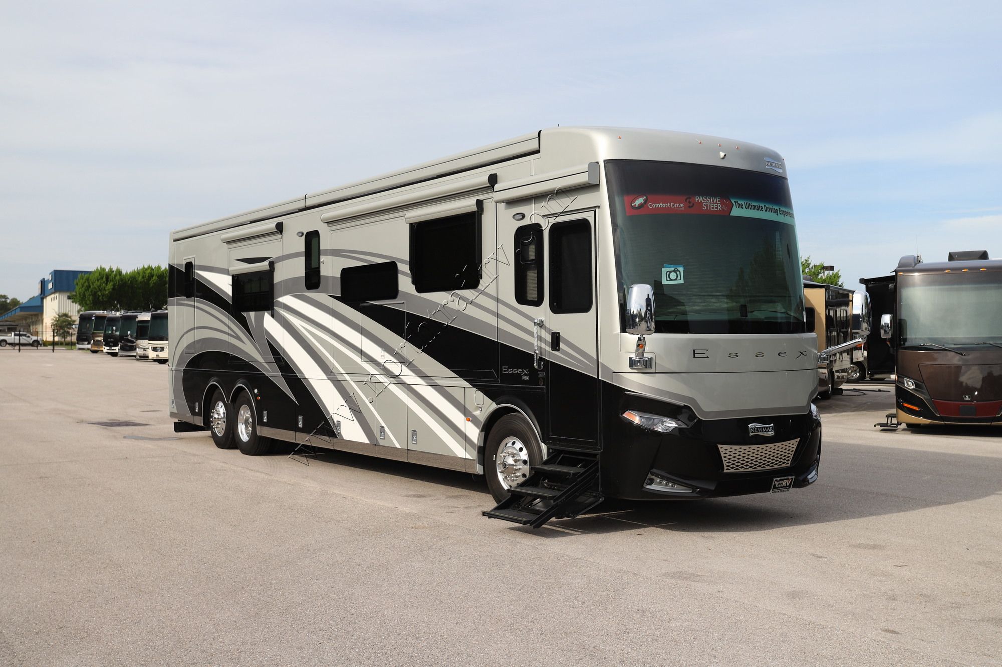 New 2022 Newmar Essex 4551 Class A  For Sale