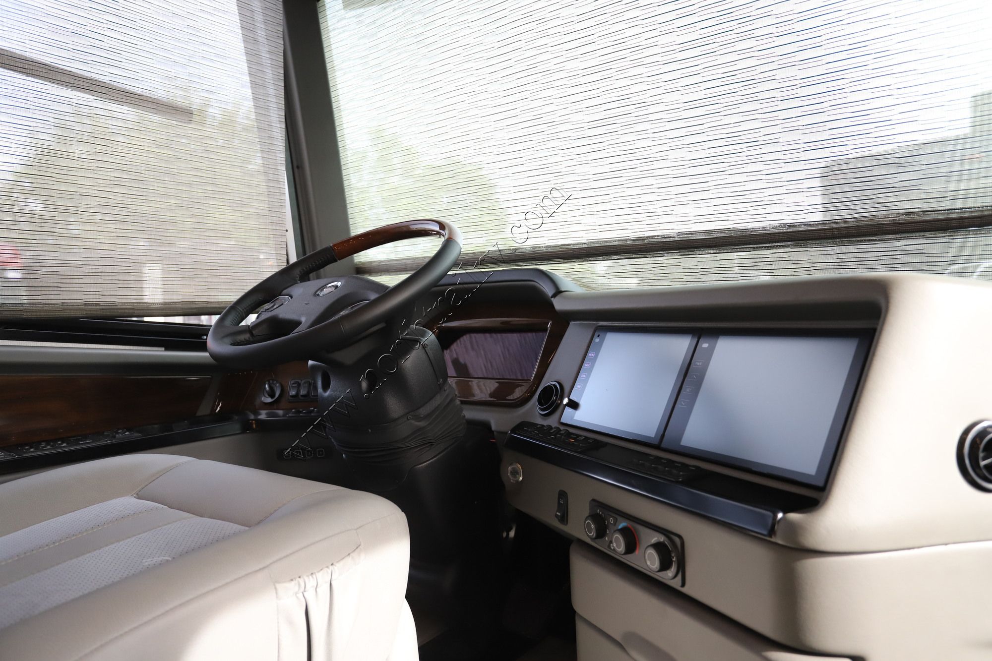 New 2022 Newmar Essex 4551 Class A  For Sale