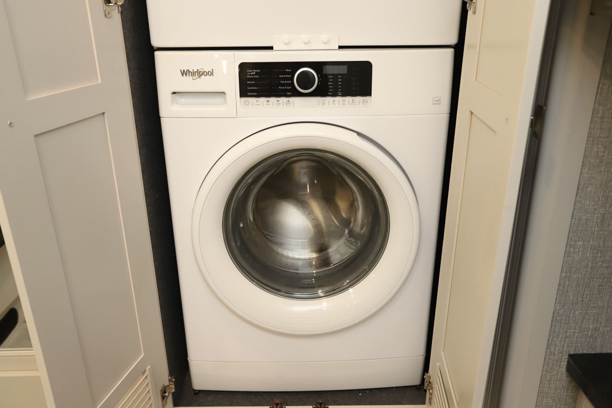 Used 2022 Fleetwood Discovery Lxe 36HQ Class A  For Sale
