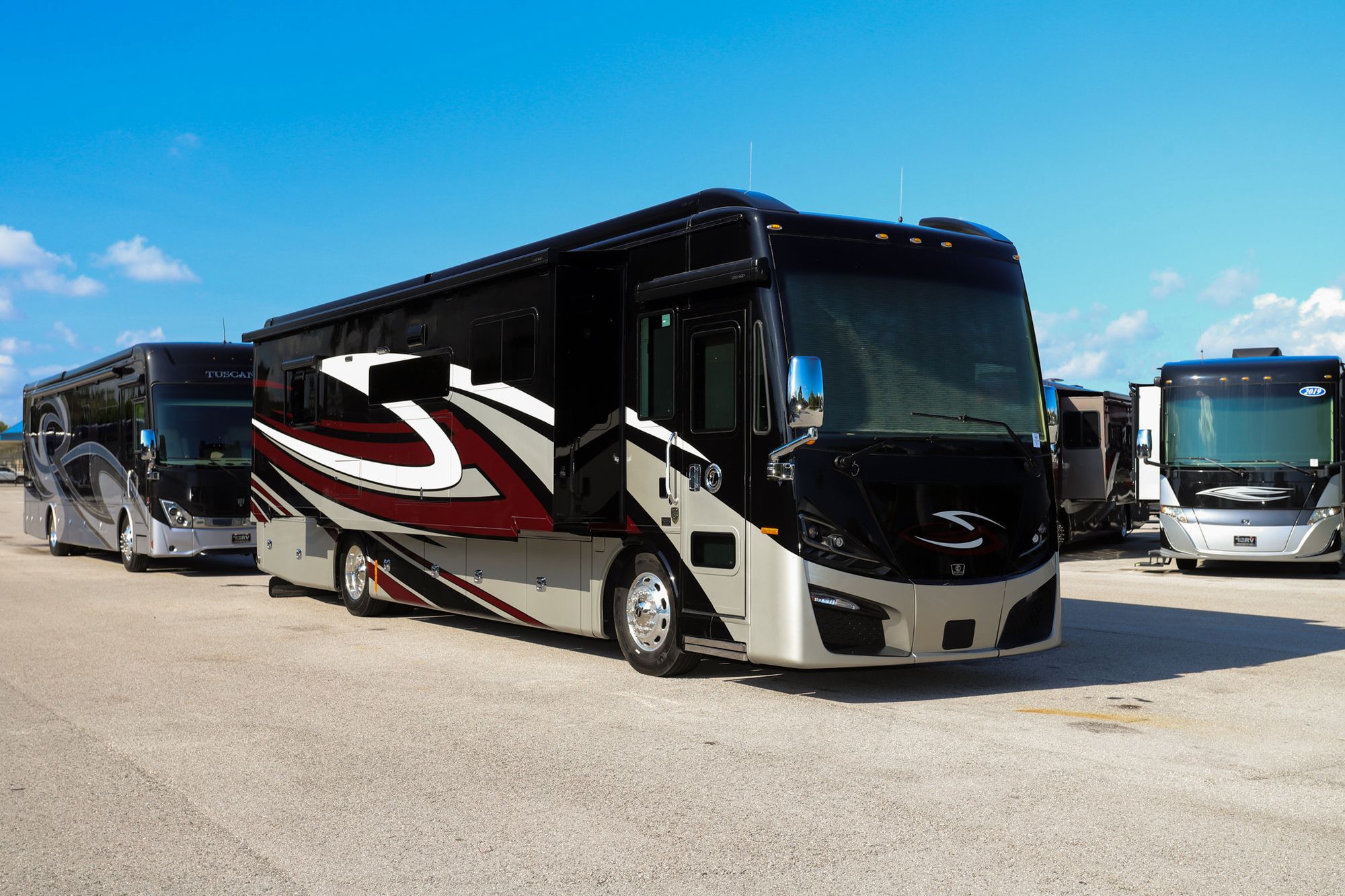 New 2023 Tiffin Motor Homes Phaeton 37BH Class A  For Sale