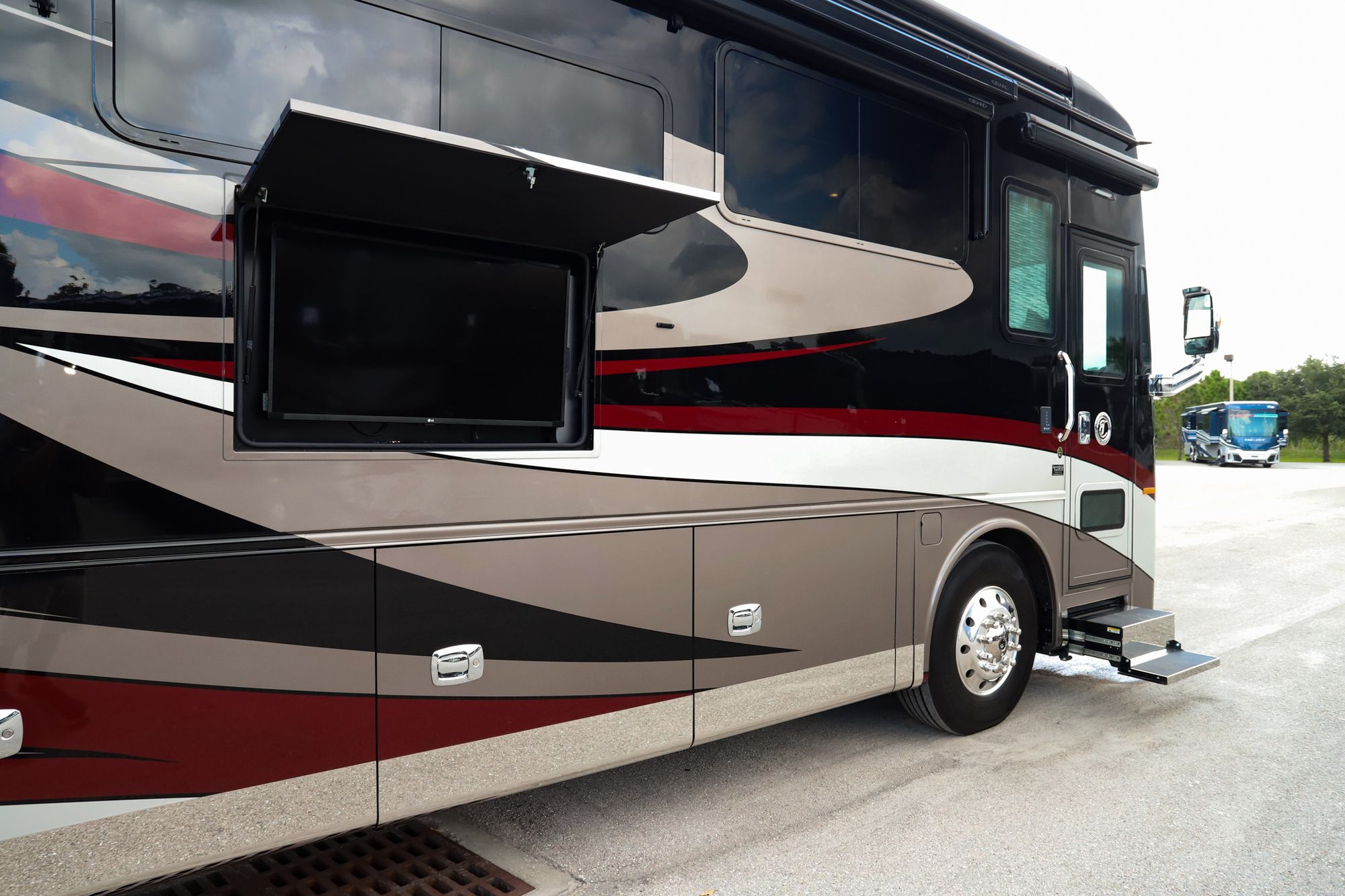 Used 2021 Tiffin Motor Homes Allegro Bus 45OPP Class A  For Sale