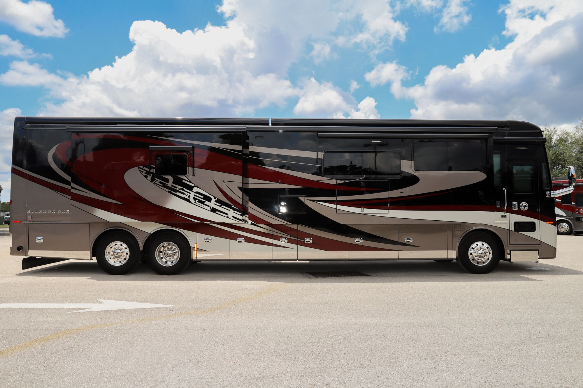 Used 2021 Tiffin Motor Homes Allegro Bus 45OPP Class A  For Sale