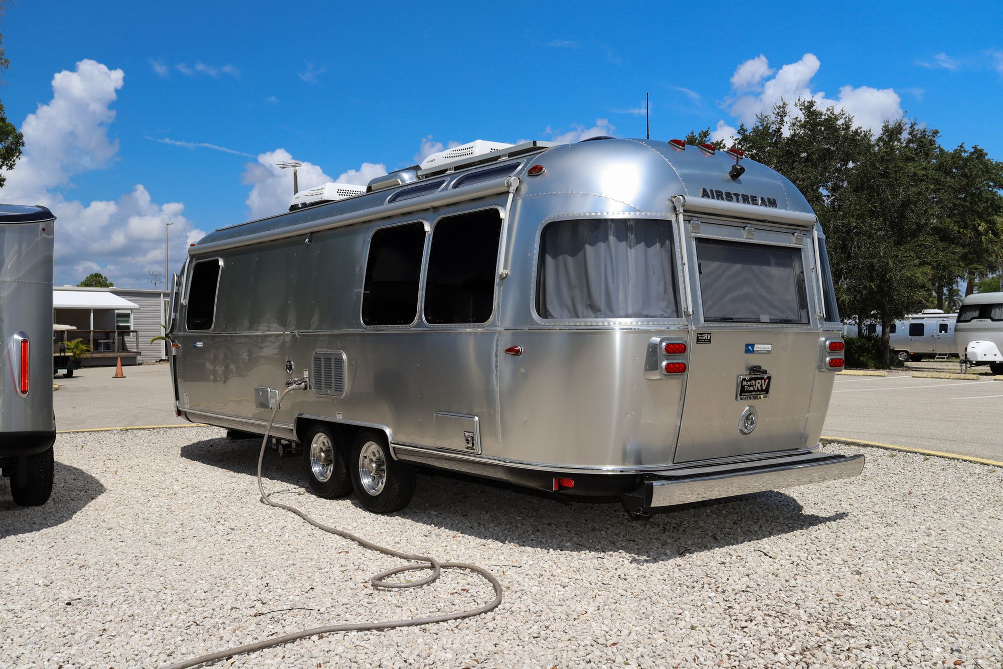 Used 2019 Airstream Tommy Bahama 27FB Travel Trailer  For Sale