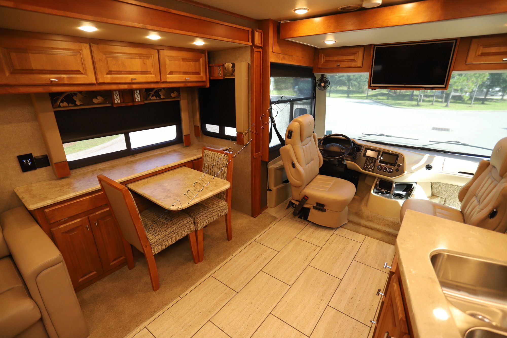 Used 2018 Tiffin Motor Homes Allegro 32SA Class A  For Sale