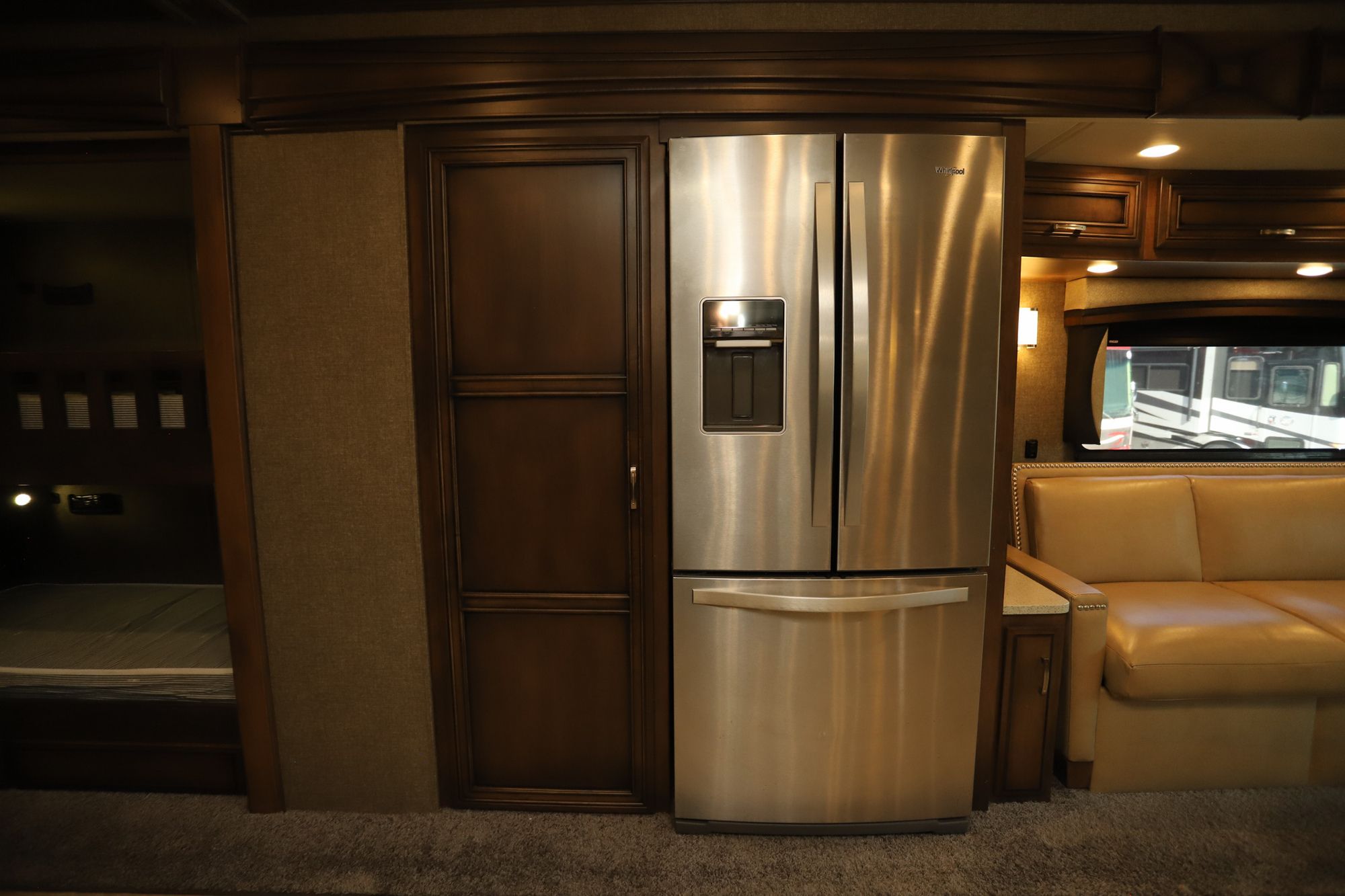 Used 2019 Newmar Ventana Le 4045 Class A  For Sale