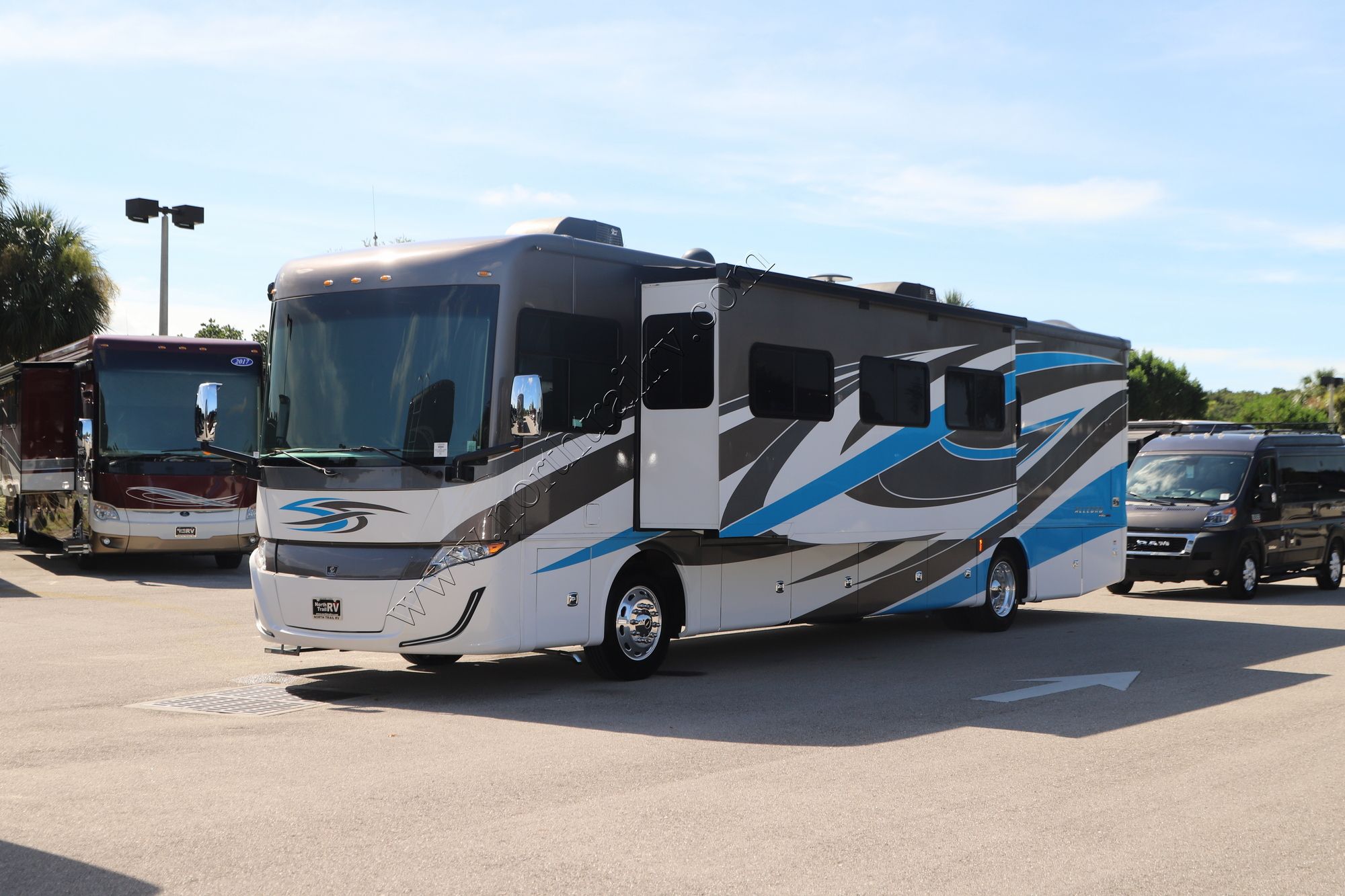 Used 2021 Tiffin Motor Homes Allegro Red 38LL Class A  For Sale