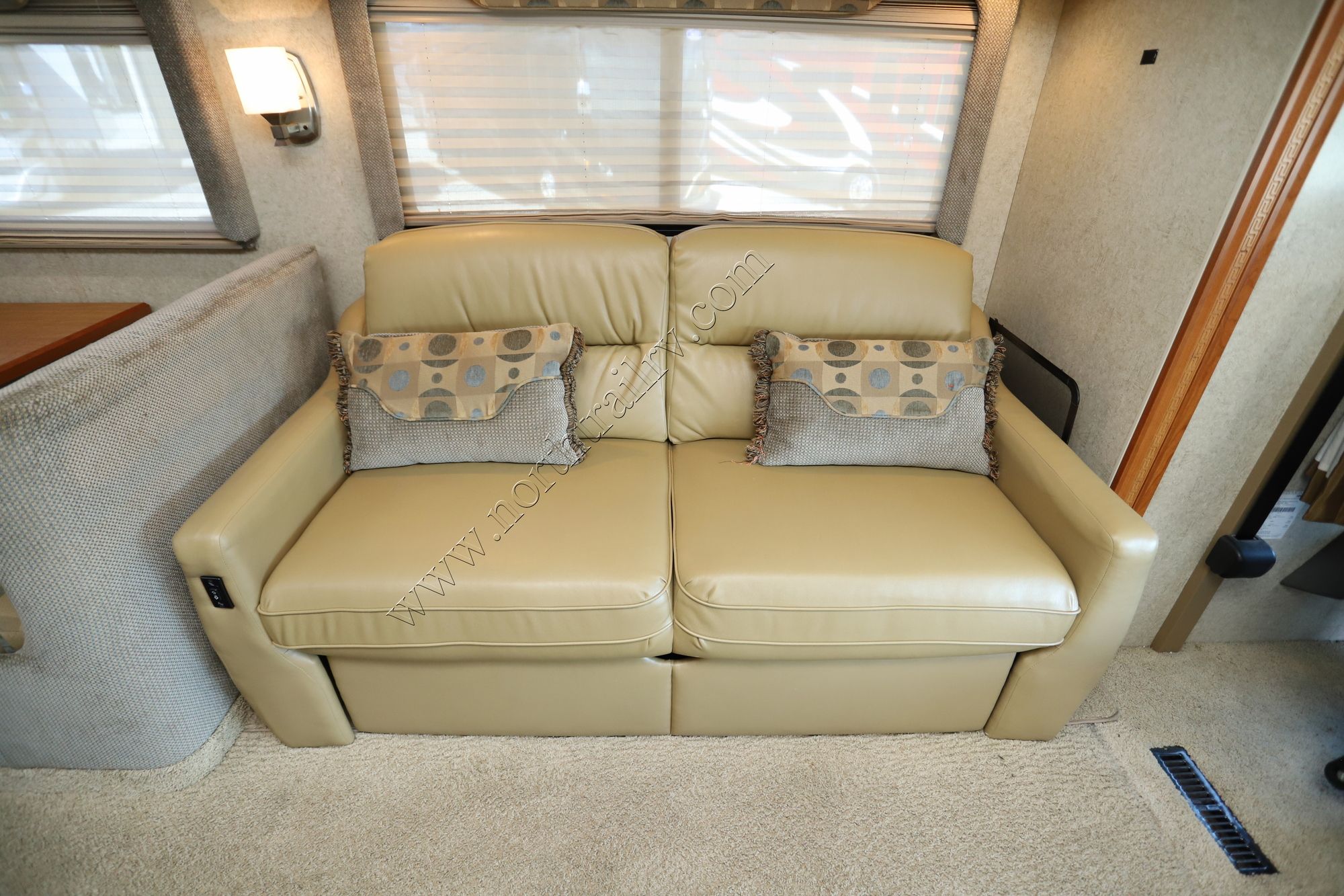 Used 2008 Itasca Meridian 37H Class A  For Sale