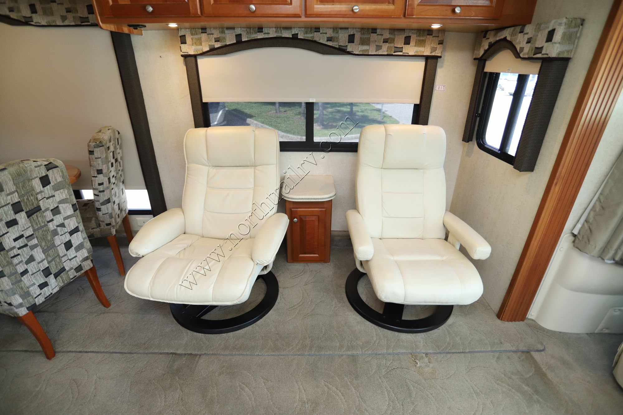 Used 2006 Four Winds Mandalay 40G Class A  For Sale