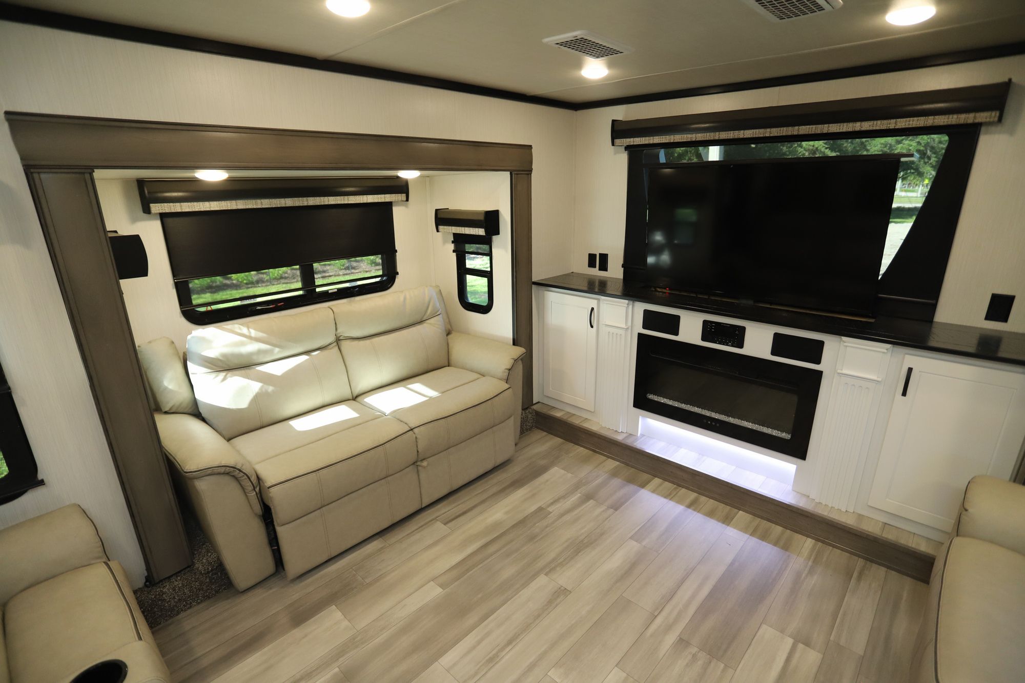 Used 2022 Forest River Cedar Creek 37IFL Fifth Wheel  For Sale