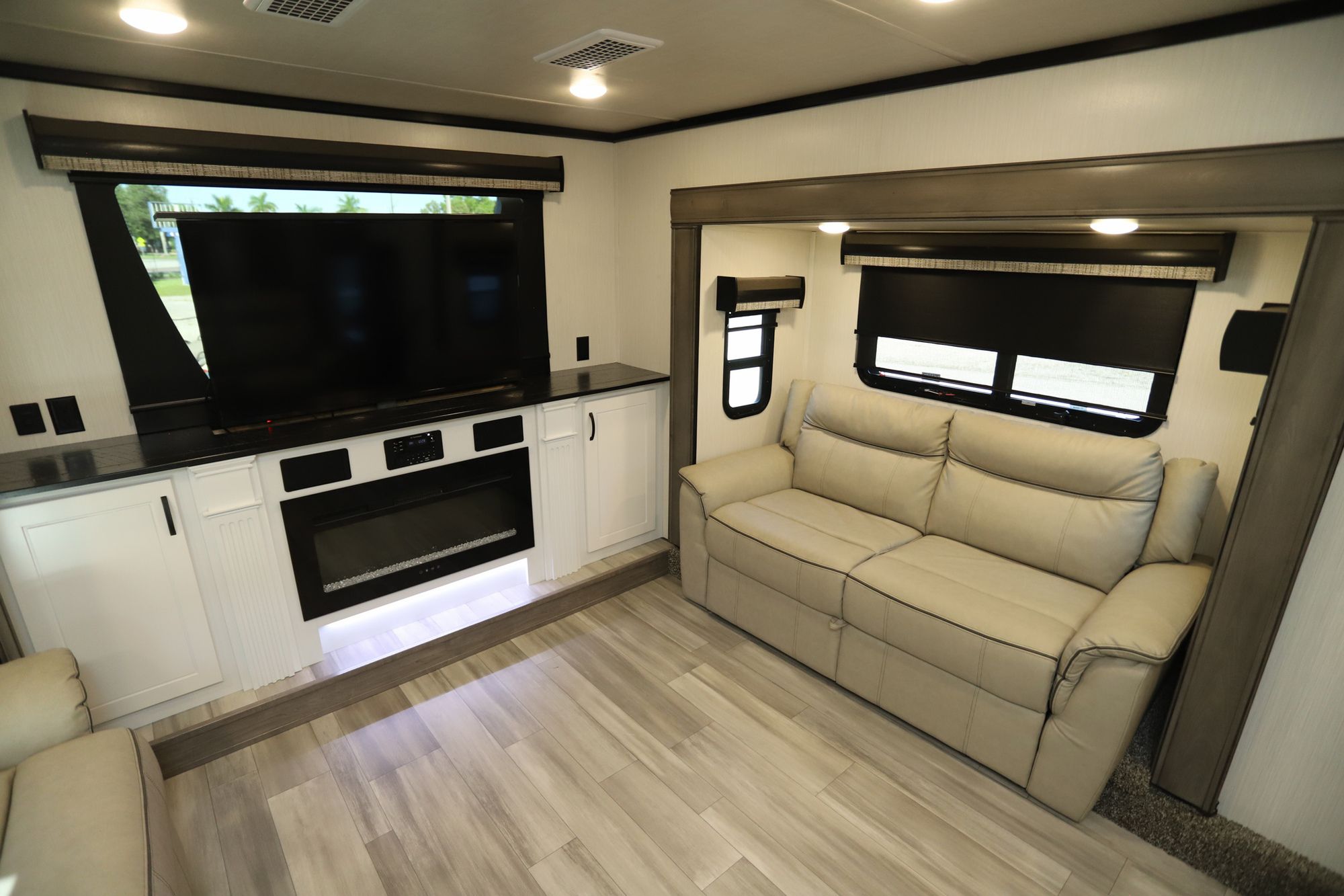 Used 2022 Forest River Cedar Creek 37IFL Fifth Wheel  For Sale