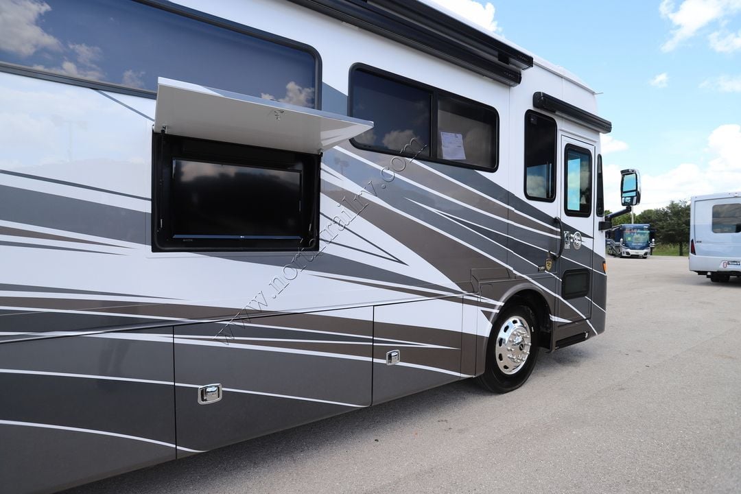 2023 Tiffin Motor Homes Allegro Red 33AA 14964