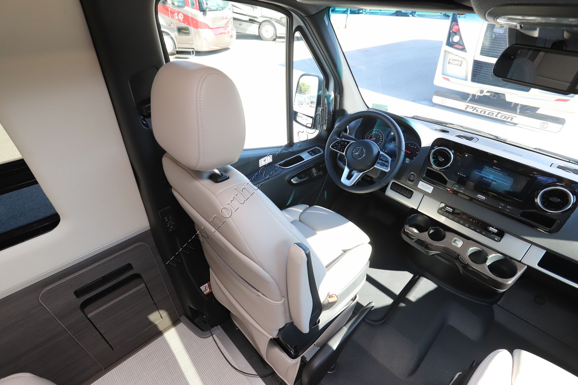 New 2022 Airstream Interstate 24GL Class B  For Sale