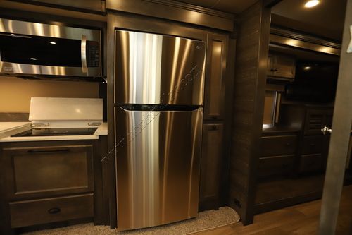 2023 Tiffin Motor Homes Allegro Red 33AA Class A