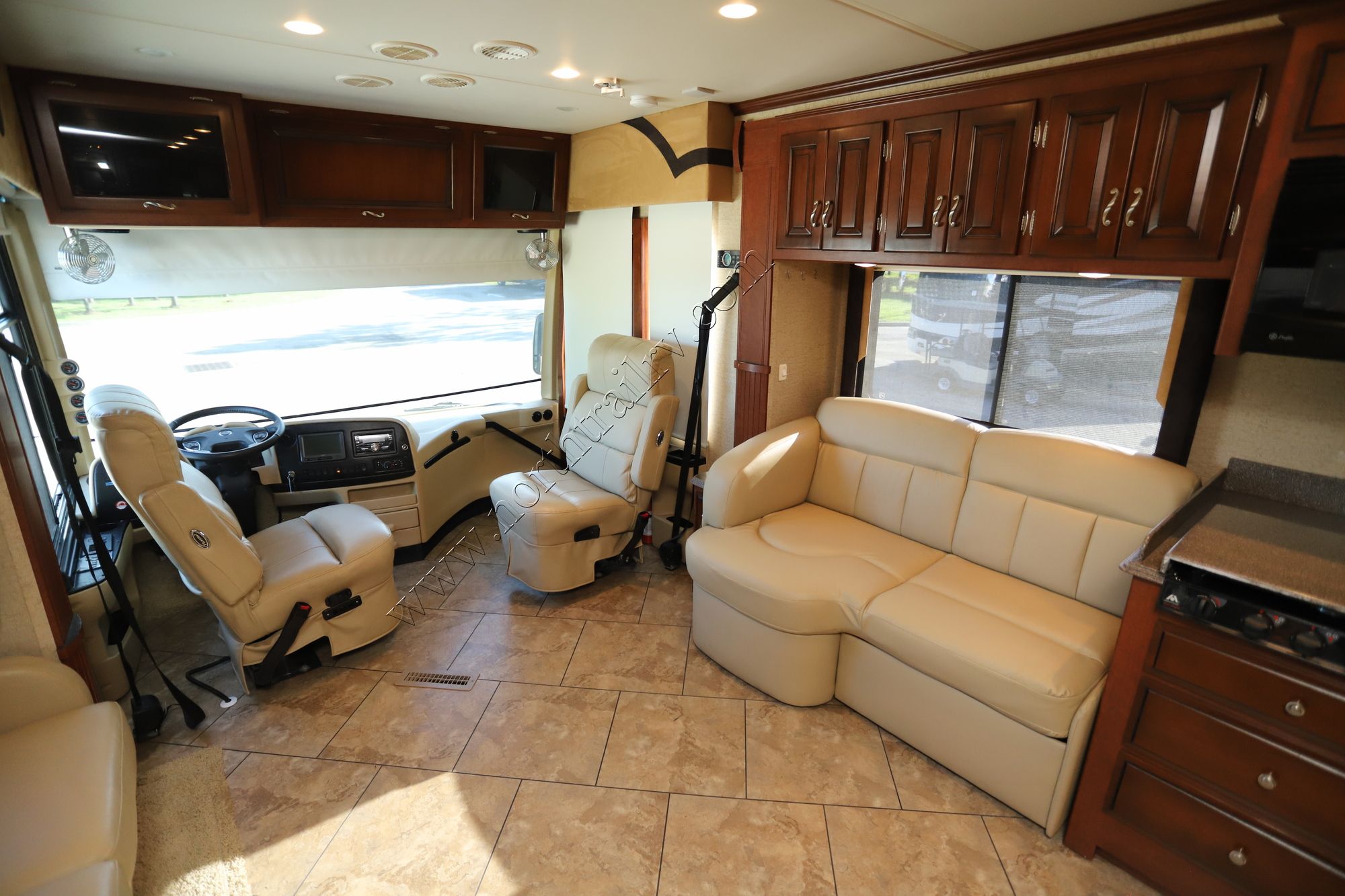 Used 2012 Newmar Ventana Le 3634 Class A  For Sale