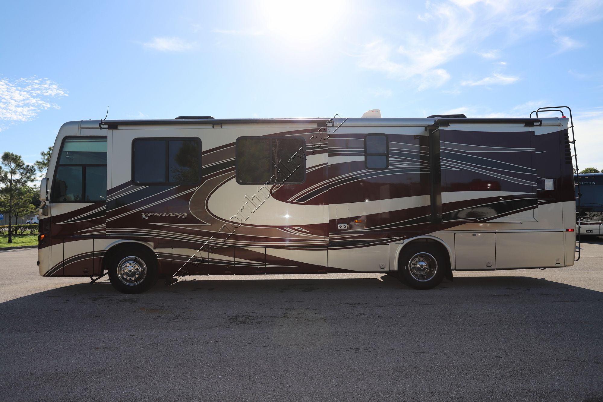 Used 2012 Newmar Ventana Le 3634 Class A  For Sale