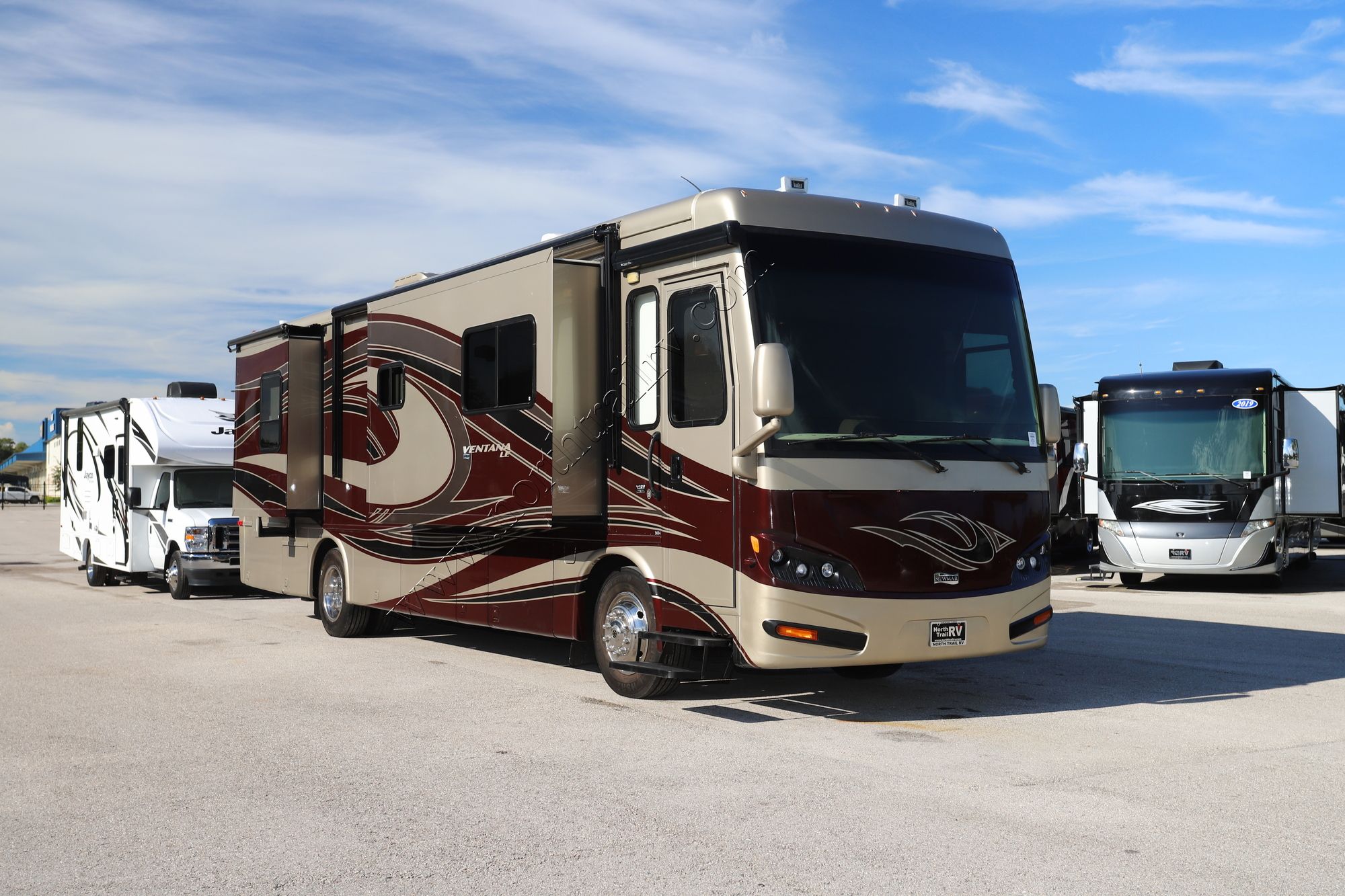 Used 2012 Newmar Ventana Le 3634 Class A  For Sale