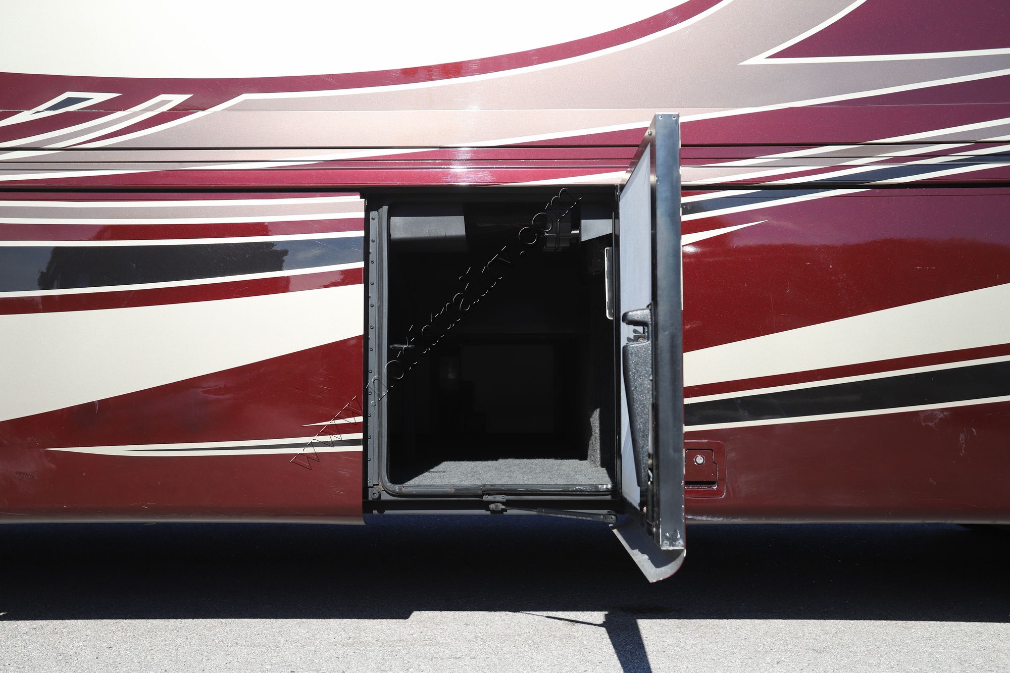 Used 2012 Newmar Ventana Le 3634 Class A  For Sale