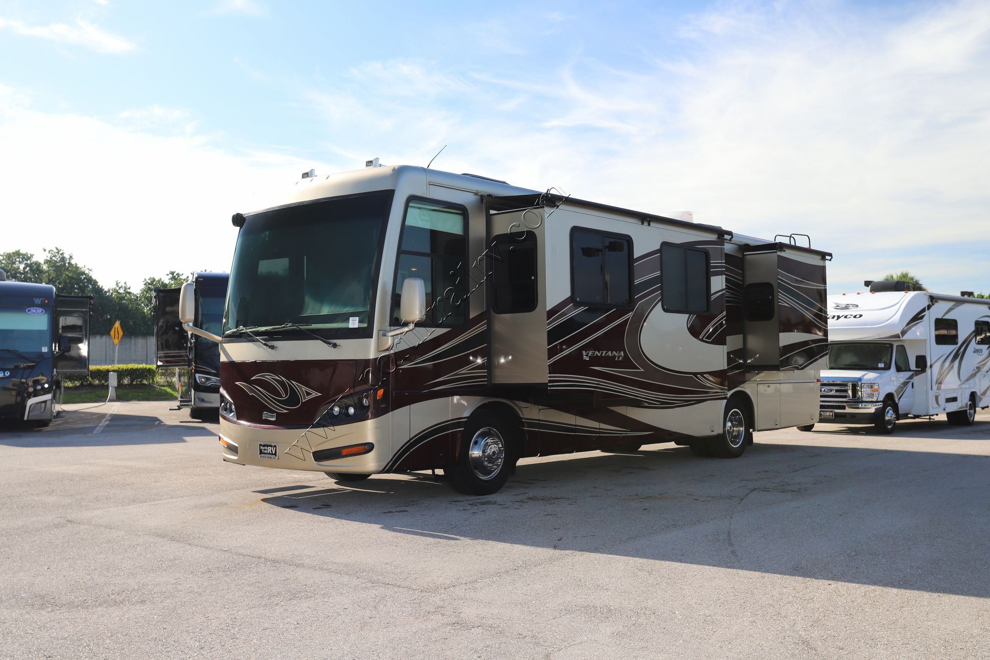 Used 2012 Newmar Ventana Le 3634 Class A  For Sale