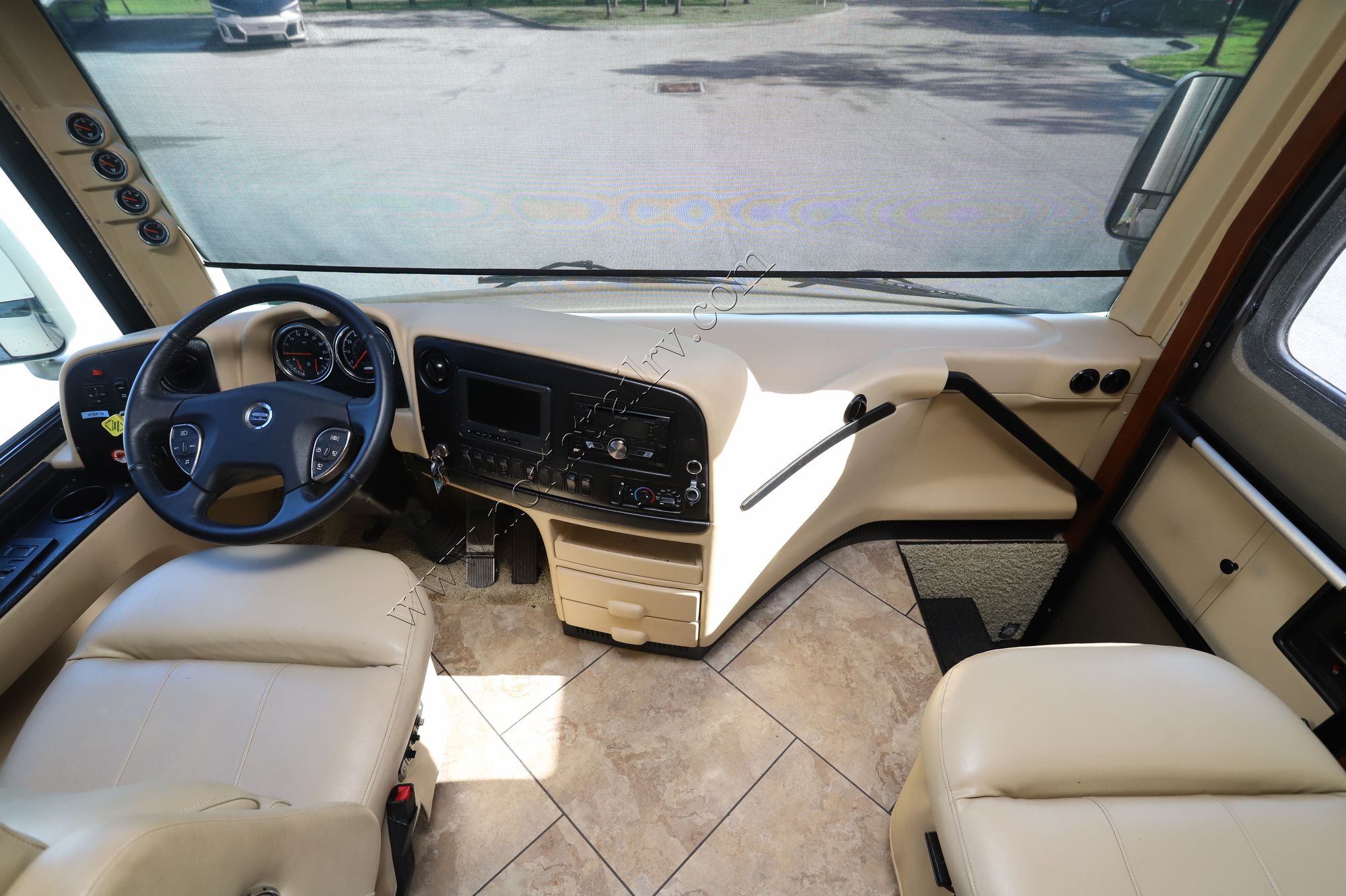 Used 2012 Newmar Ventana Le 3634 Class A  For Sale