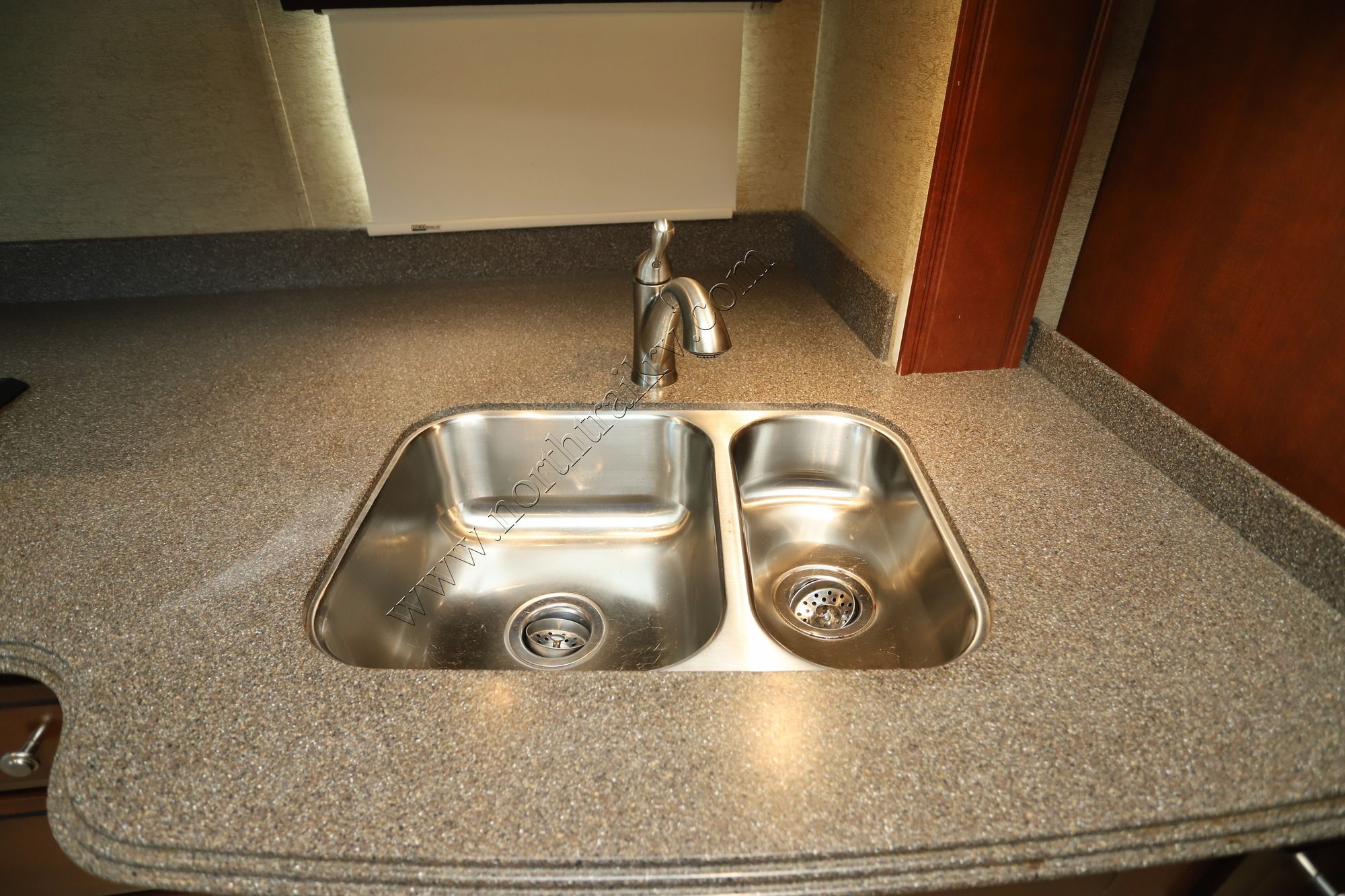 Used 2012 Newmar Ventana Le 3634 Class A  For Sale