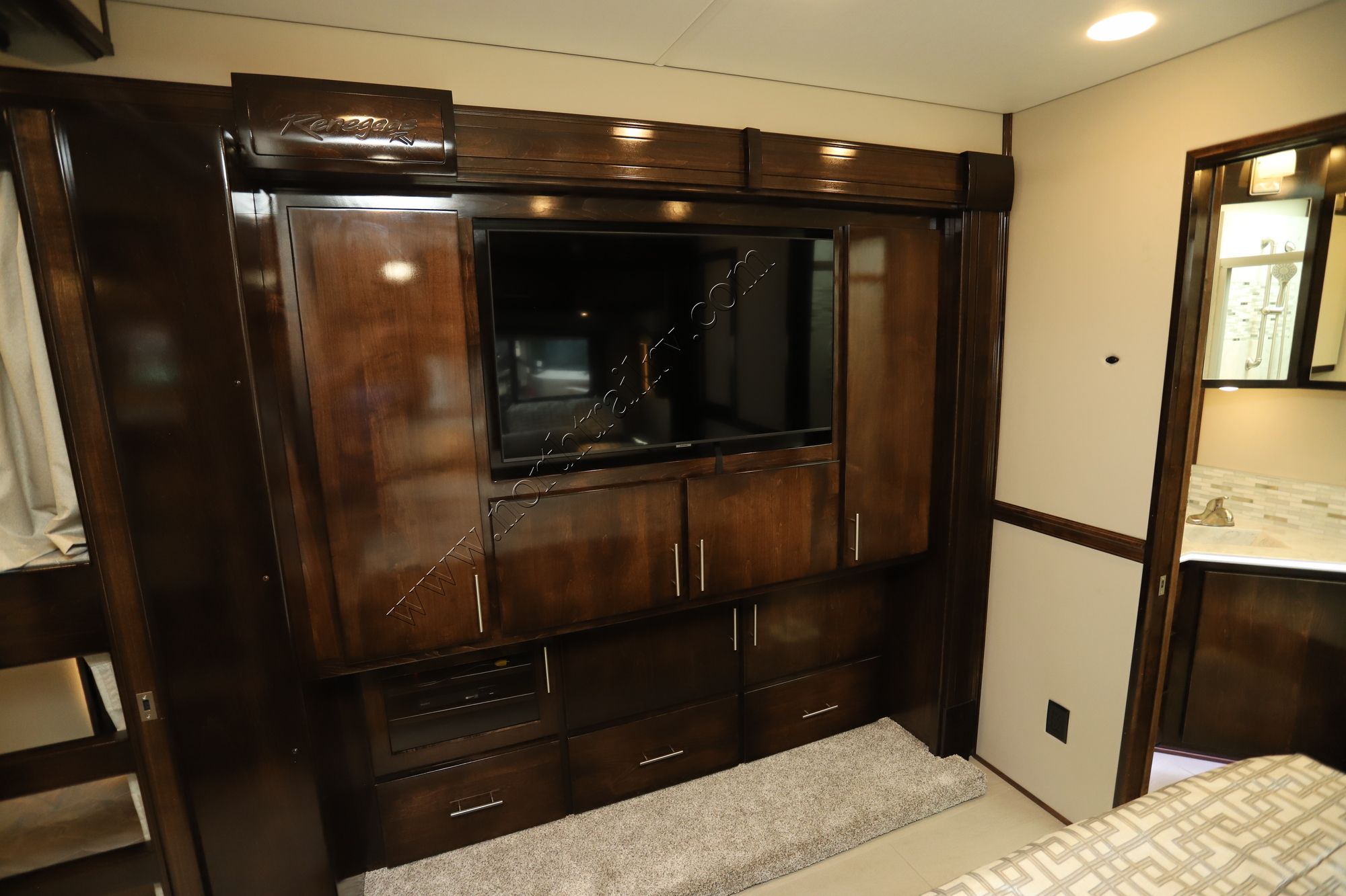 New 2023 Renegade Rv Classic 45CBF Super C  For Sale