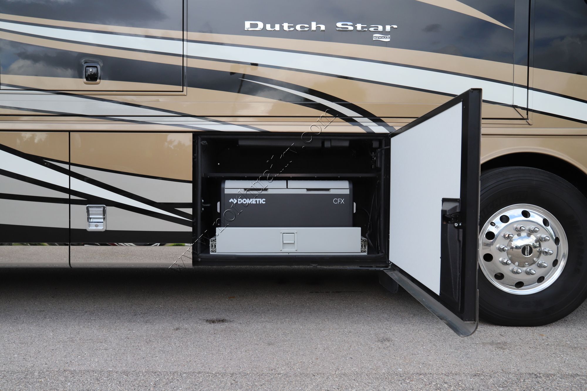 New 2022 Newmar Dutch Star 4369 Class A  For Sale