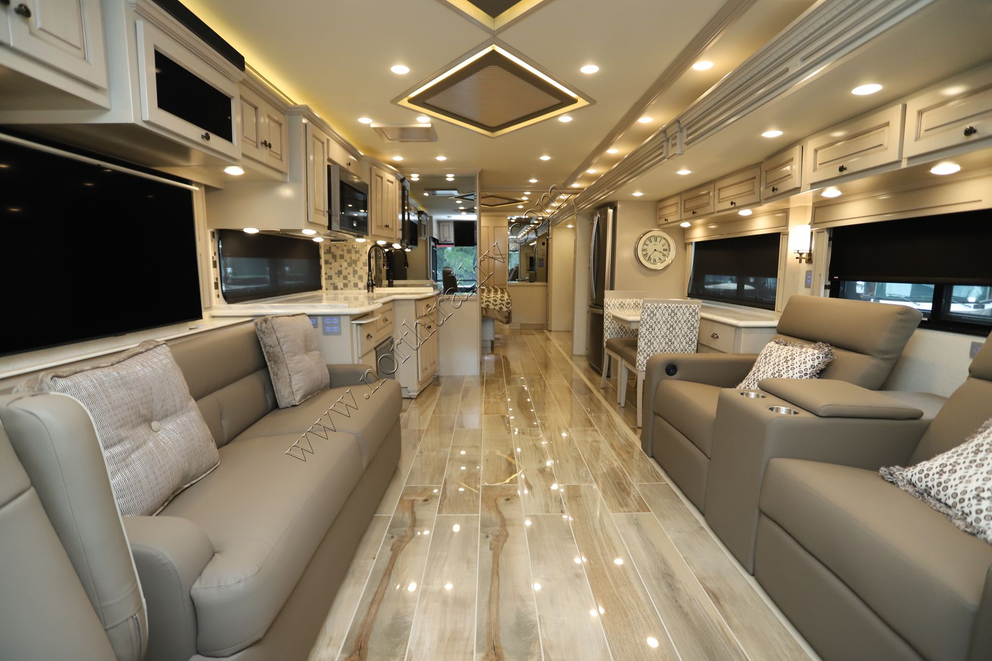 New 2022 Newmar Dutch Star 4369 Class A  For Sale
