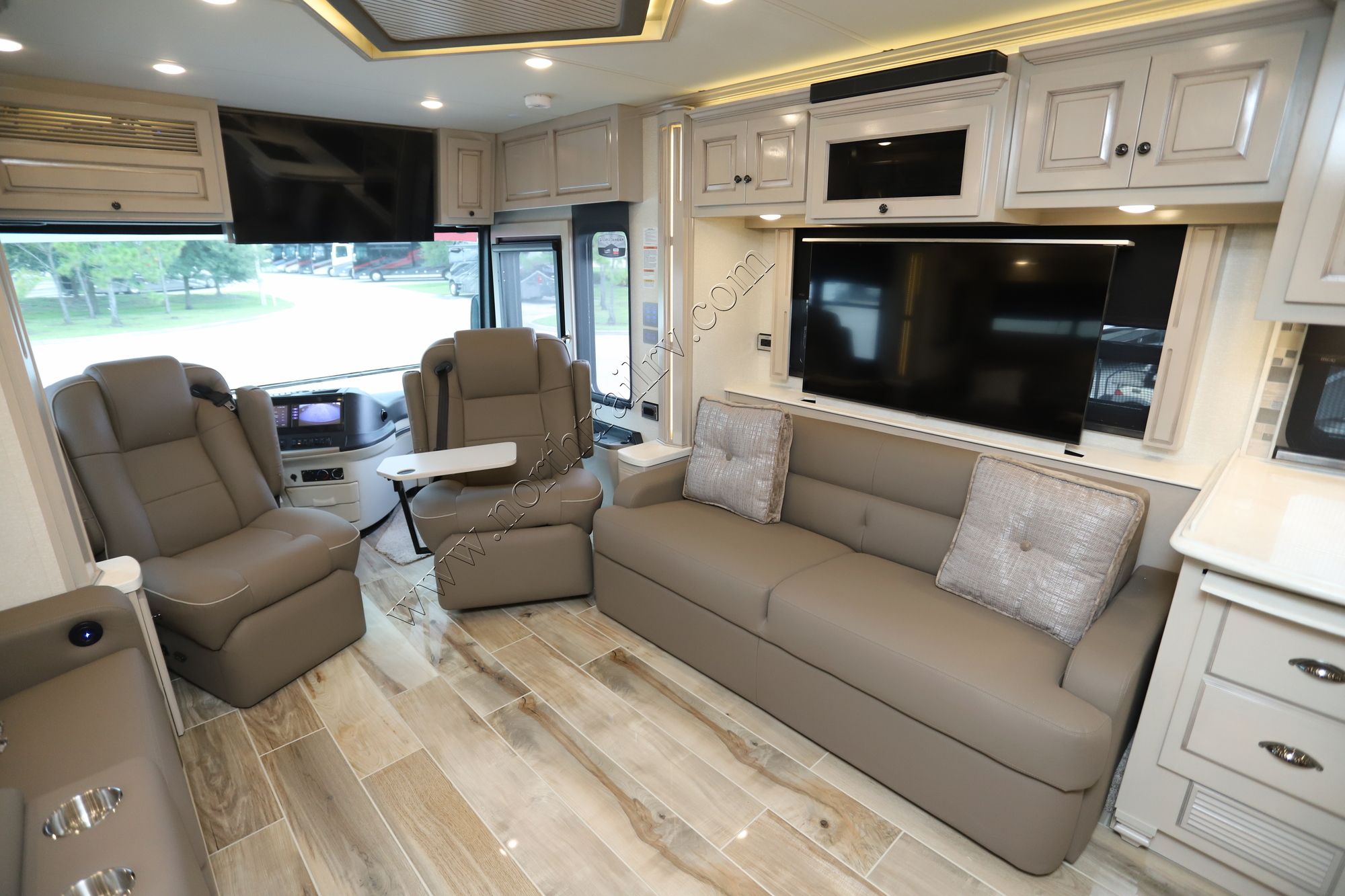 New 2022 Newmar Dutch Star 4369 Class A  For Sale