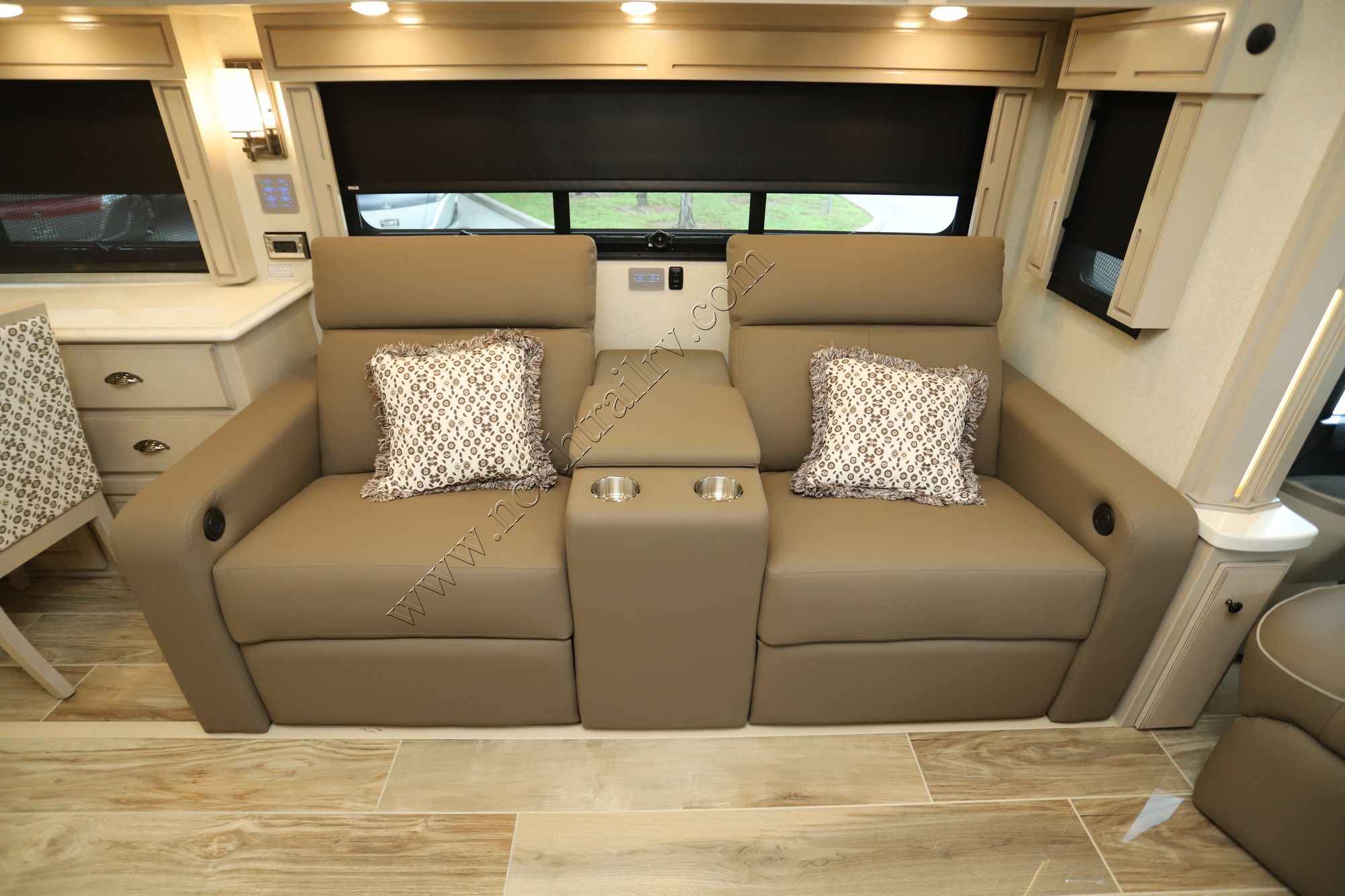 New 2022 Newmar Dutch Star 4369 Class A  For Sale