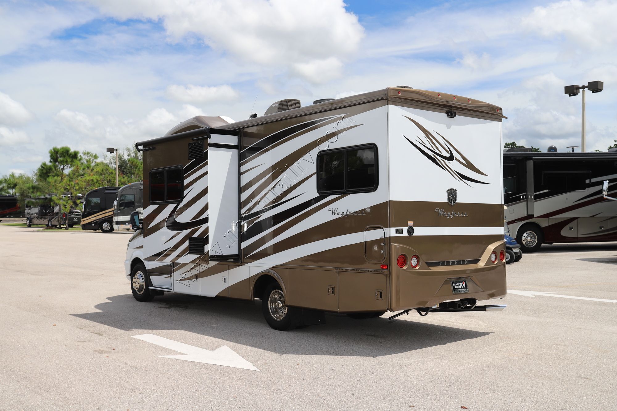 Used 2018 Tiffin Motor Homes Wayfarer 24TW Class C  For Sale