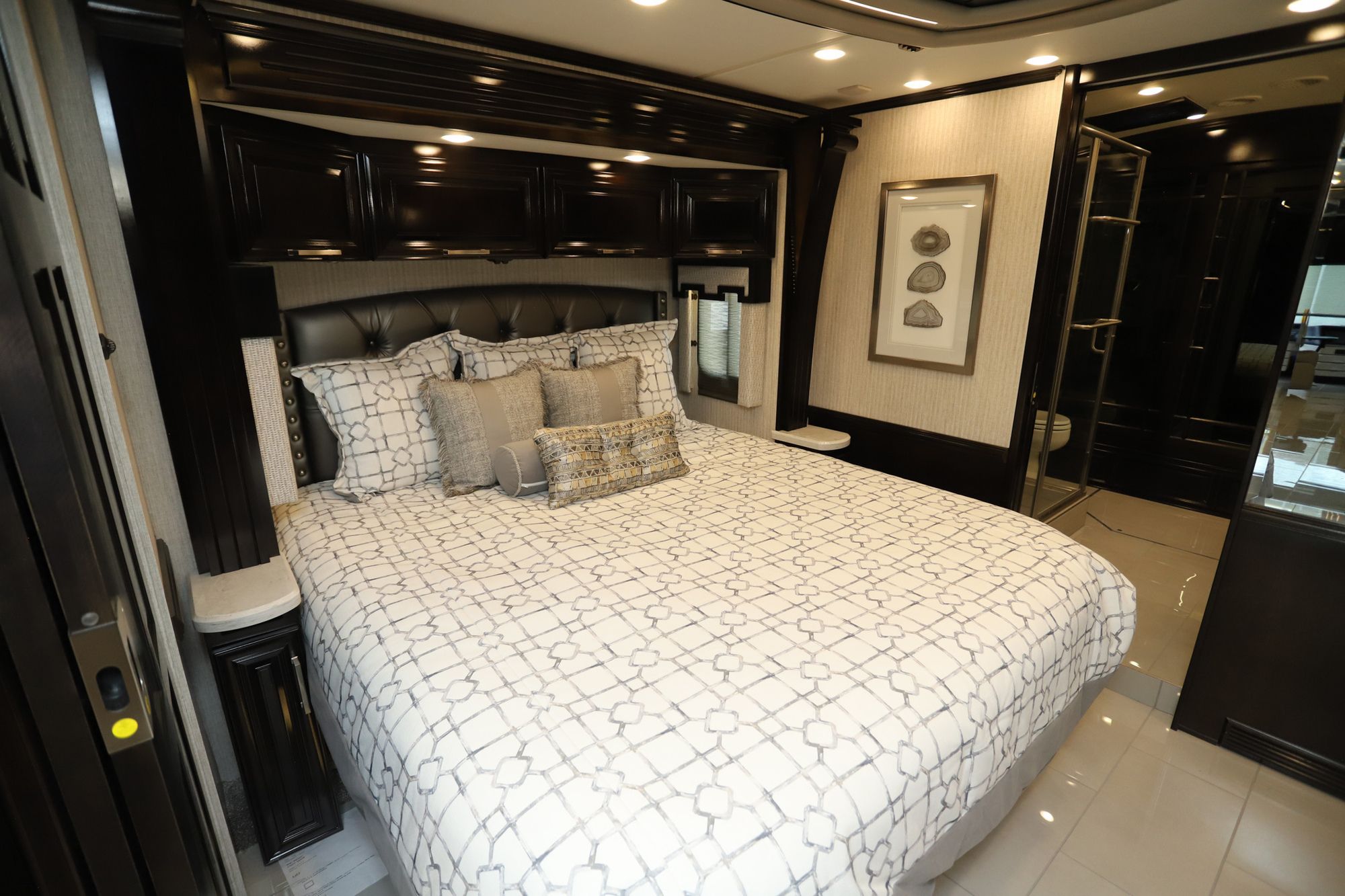 New 2023 Newmar London Aire 4551 Class A  For Sale