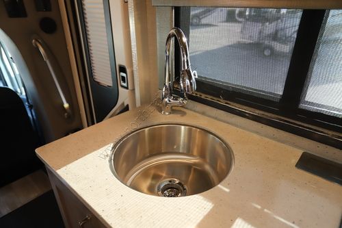 2023 Tiffin Motor Homes Wayfarer 25RW