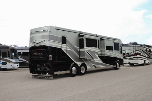 2022 Newmar King Aire 4531