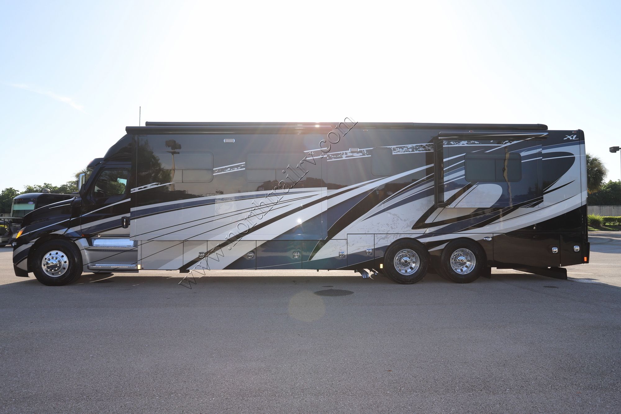 New 2023 Renegade Rv Xl 45BBC Super C  For Sale