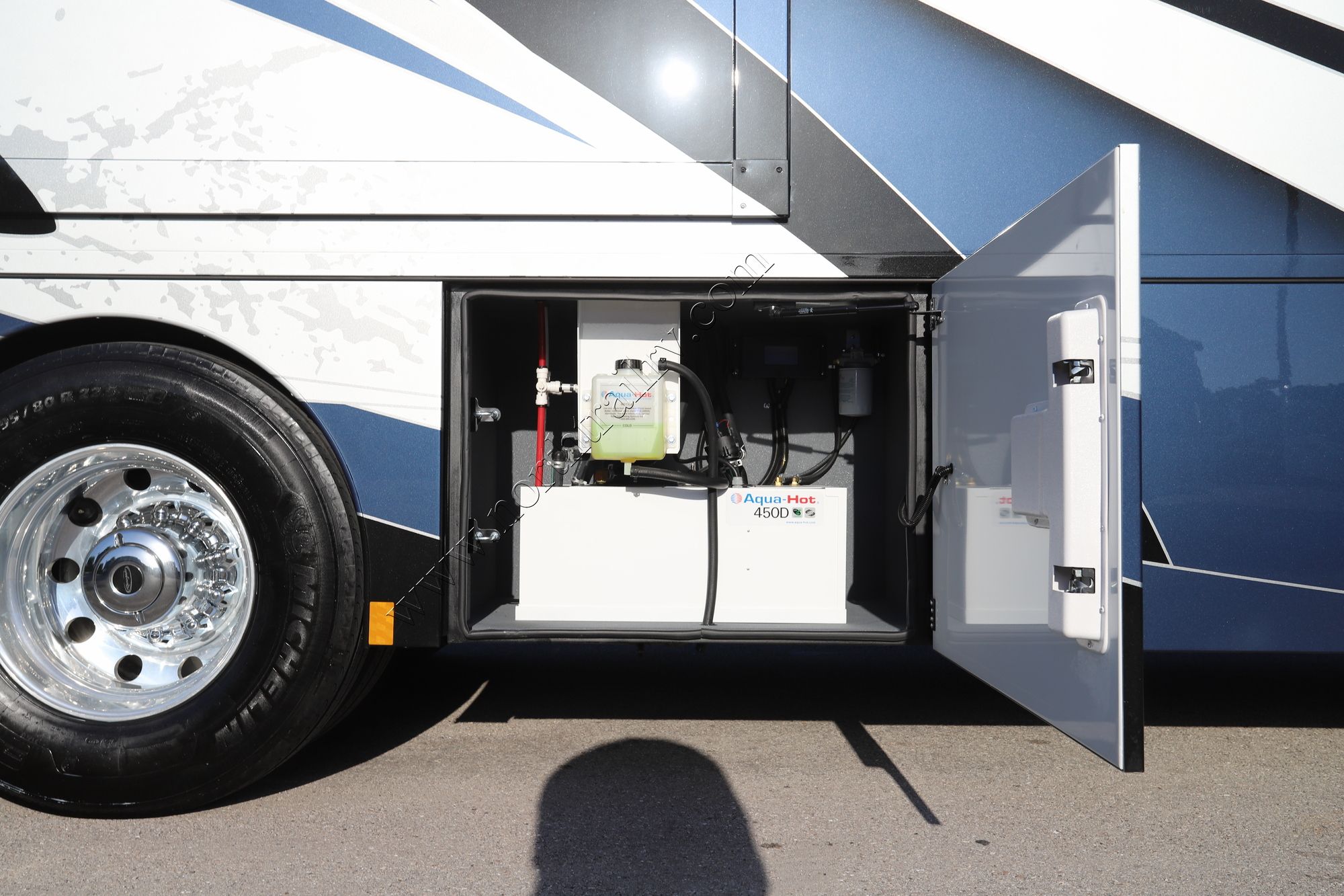 New 2023 Renegade Rv Xl 45BBC Super C  For Sale
