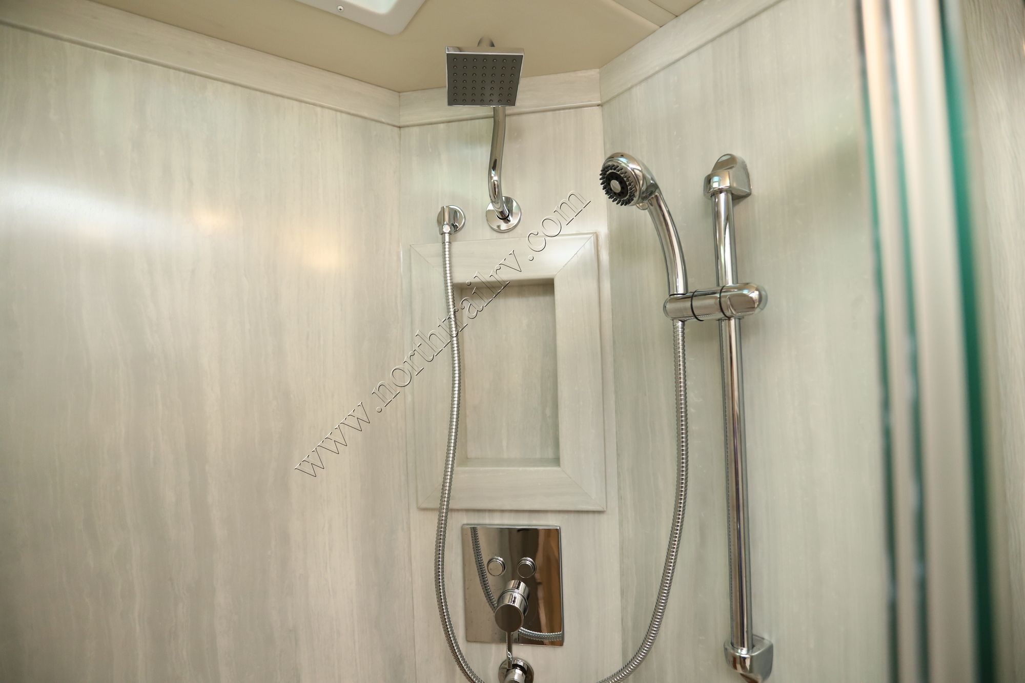 New 2022 Newmar Super Star 4061 Super C  For Sale