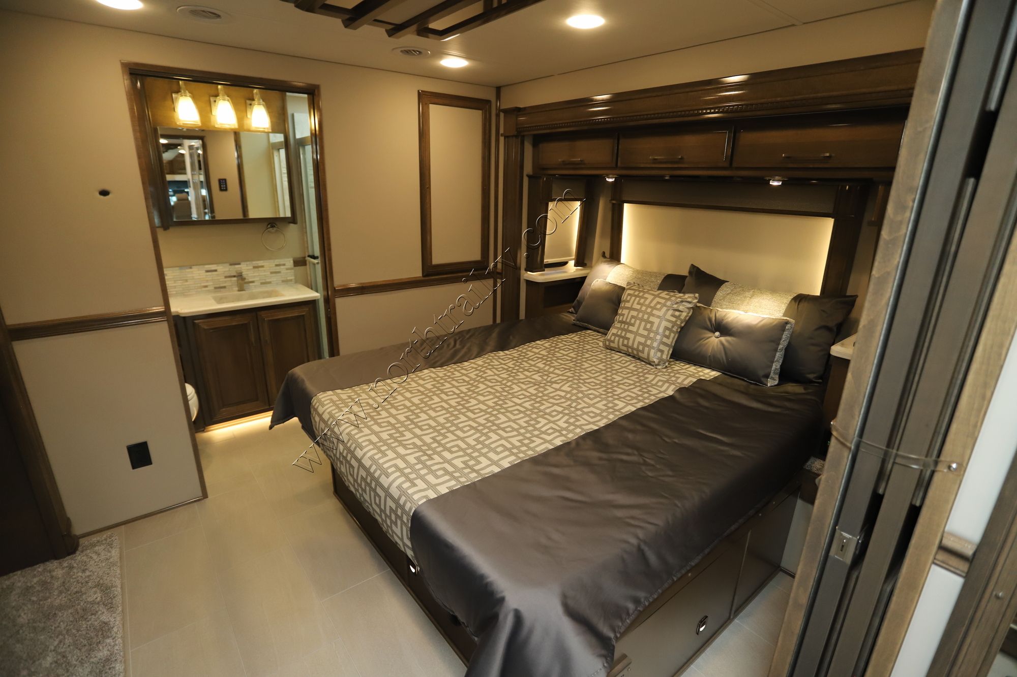 New 2023 Renegade Rv Xl 45BBC Super C  For Sale