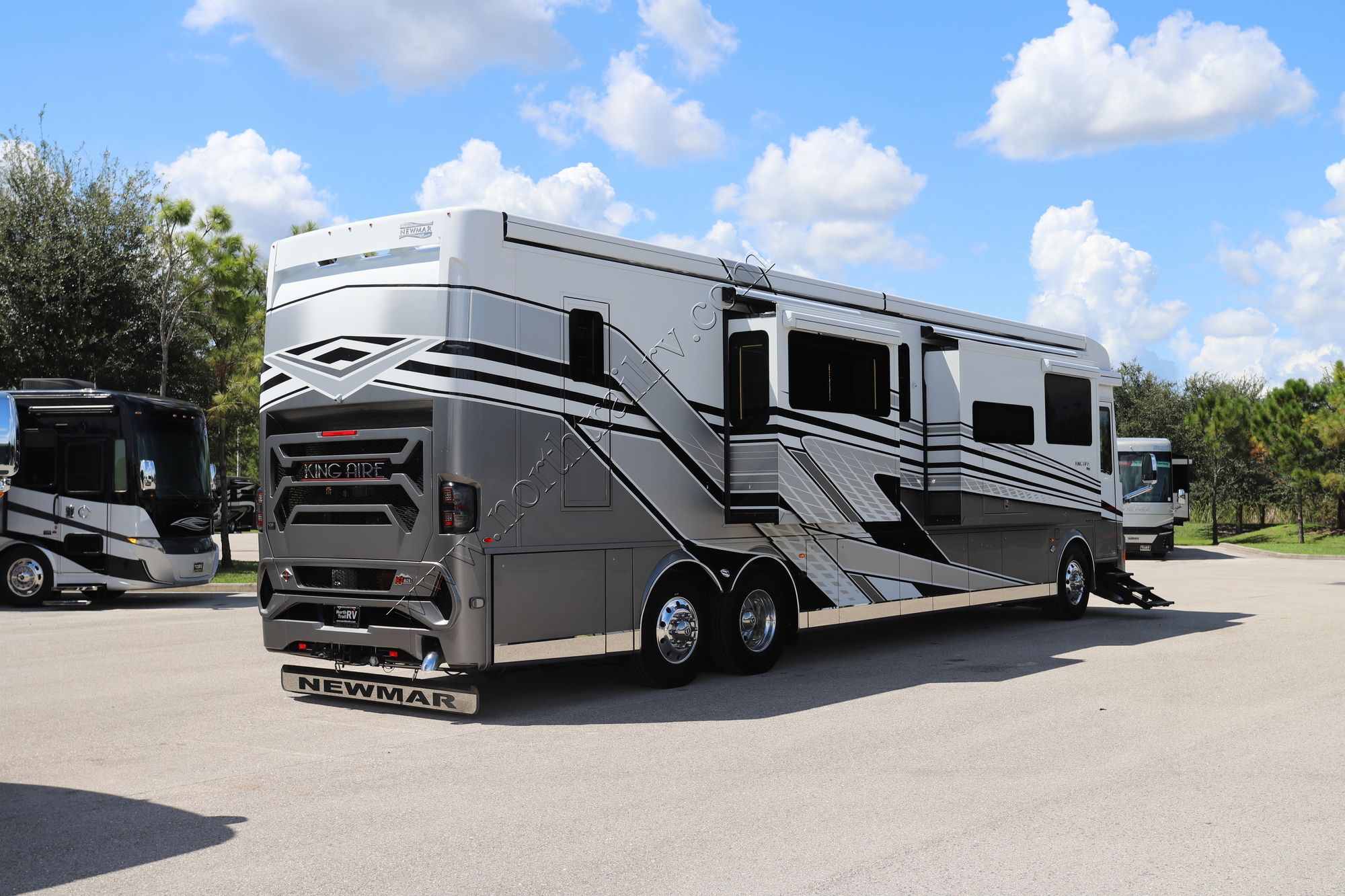 New 2022 Newmar King Aire 4531 Class A  For Sale