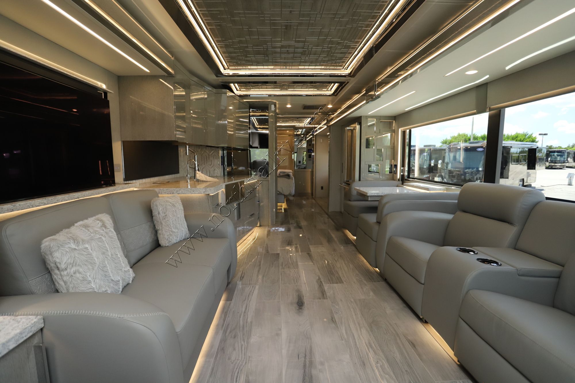 New 2022 Newmar King Aire 4531 Class A  For Sale