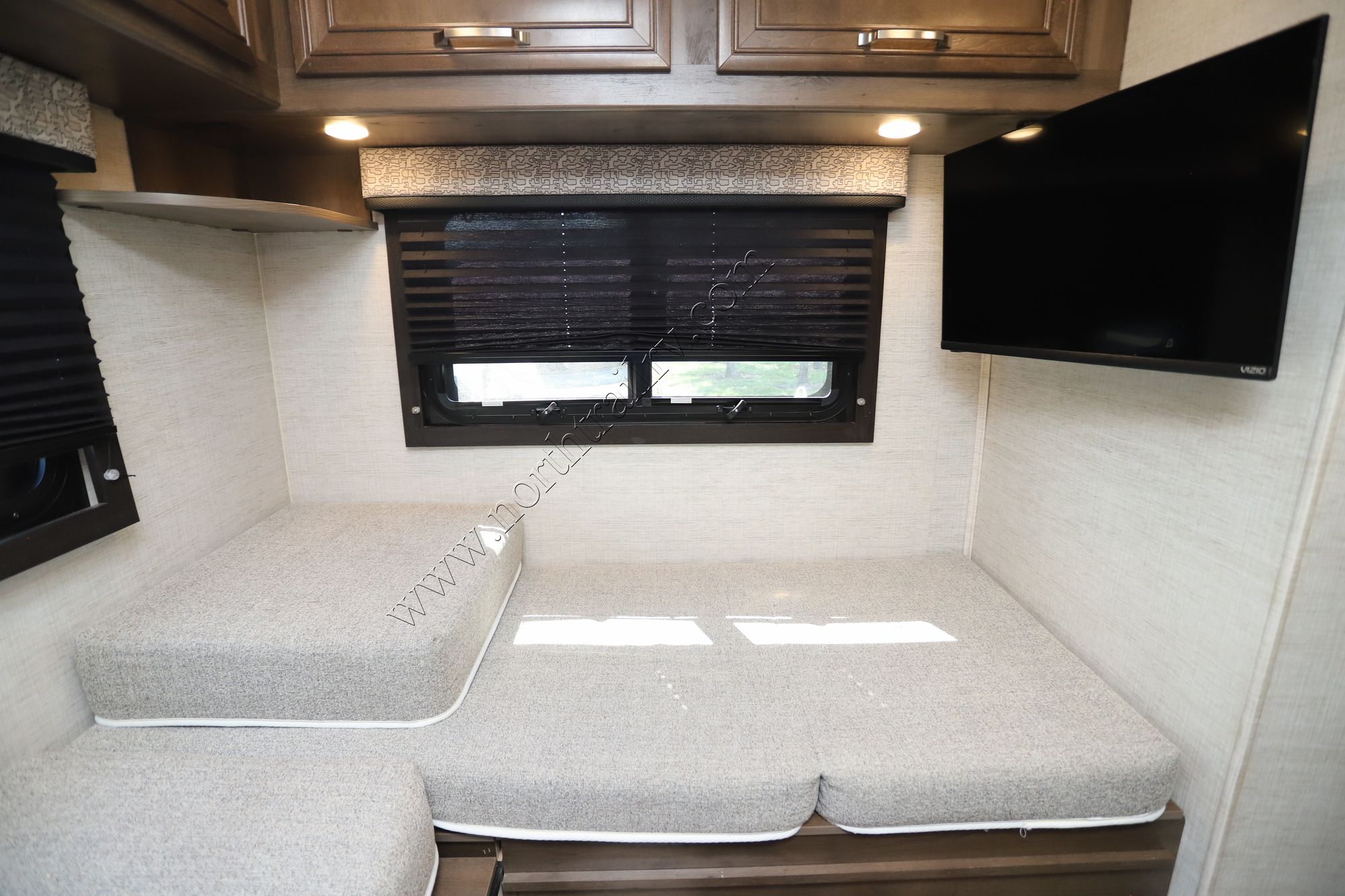 Used 2021 Jayco Melbourne 24T Class C  For Sale