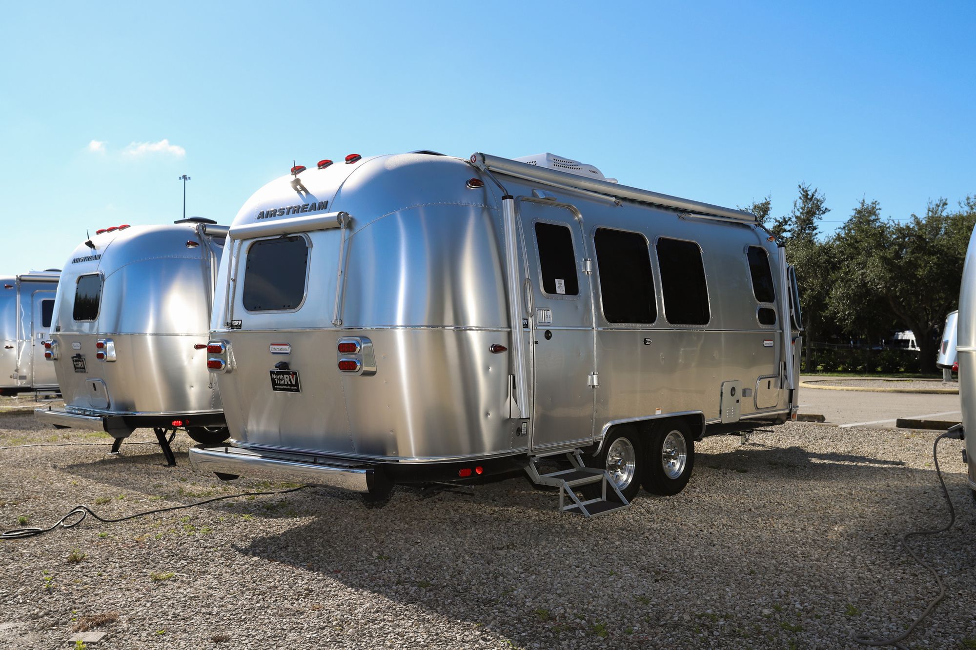 New 2023 Airstream International 23FB Travel Trailer  For Sale