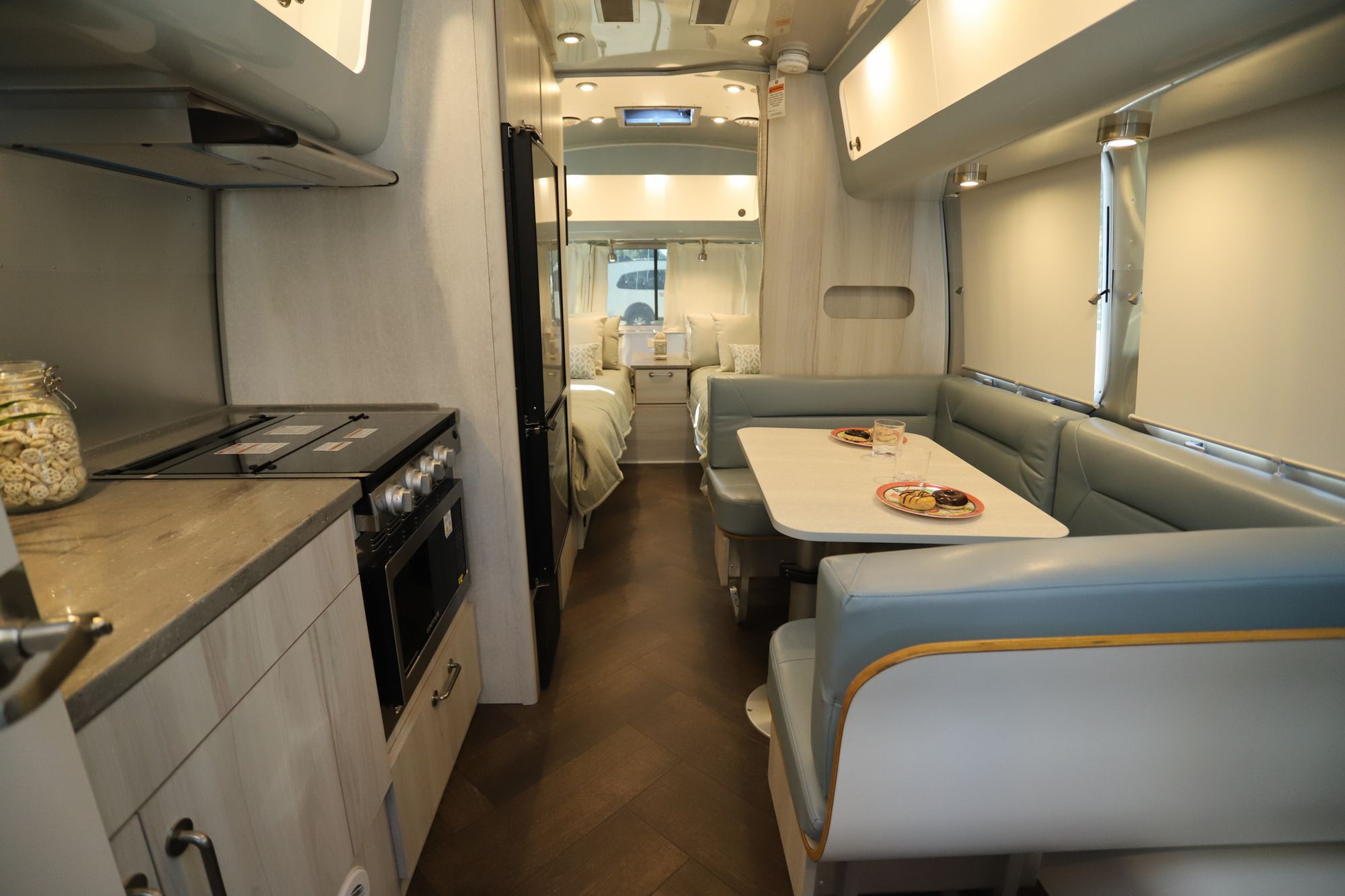 New 2023 Airstream International 23FB Travel Trailer  For Sale