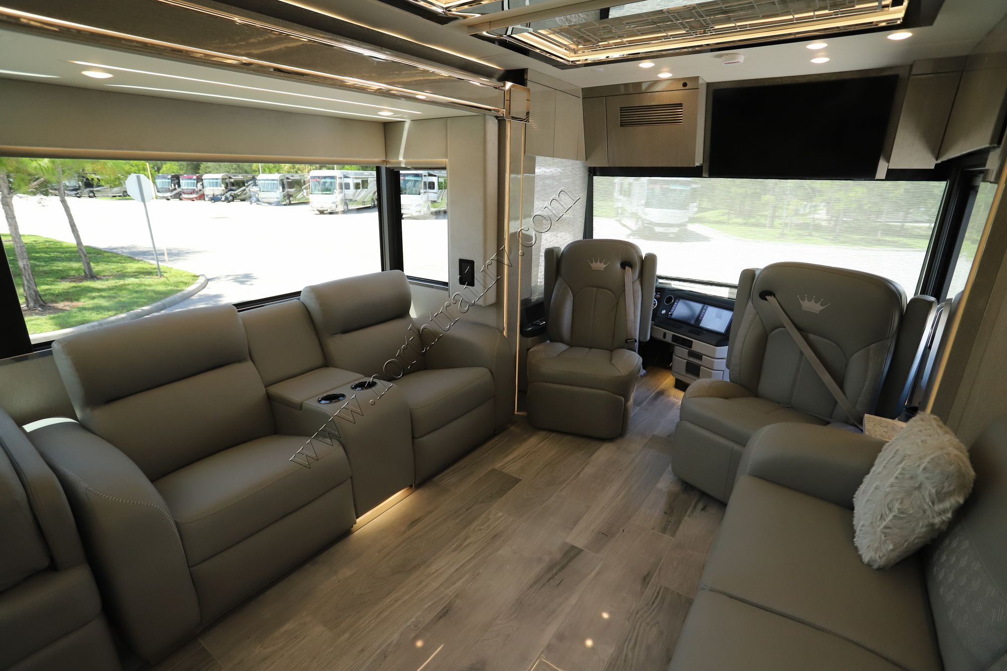 New 2022 Newmar King Aire 4531 Class A  For Sale