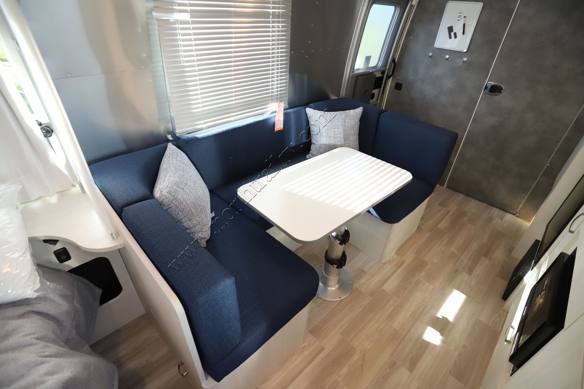 New 2023 Airstream Bambi 22FB Travel Trailer  For Sale